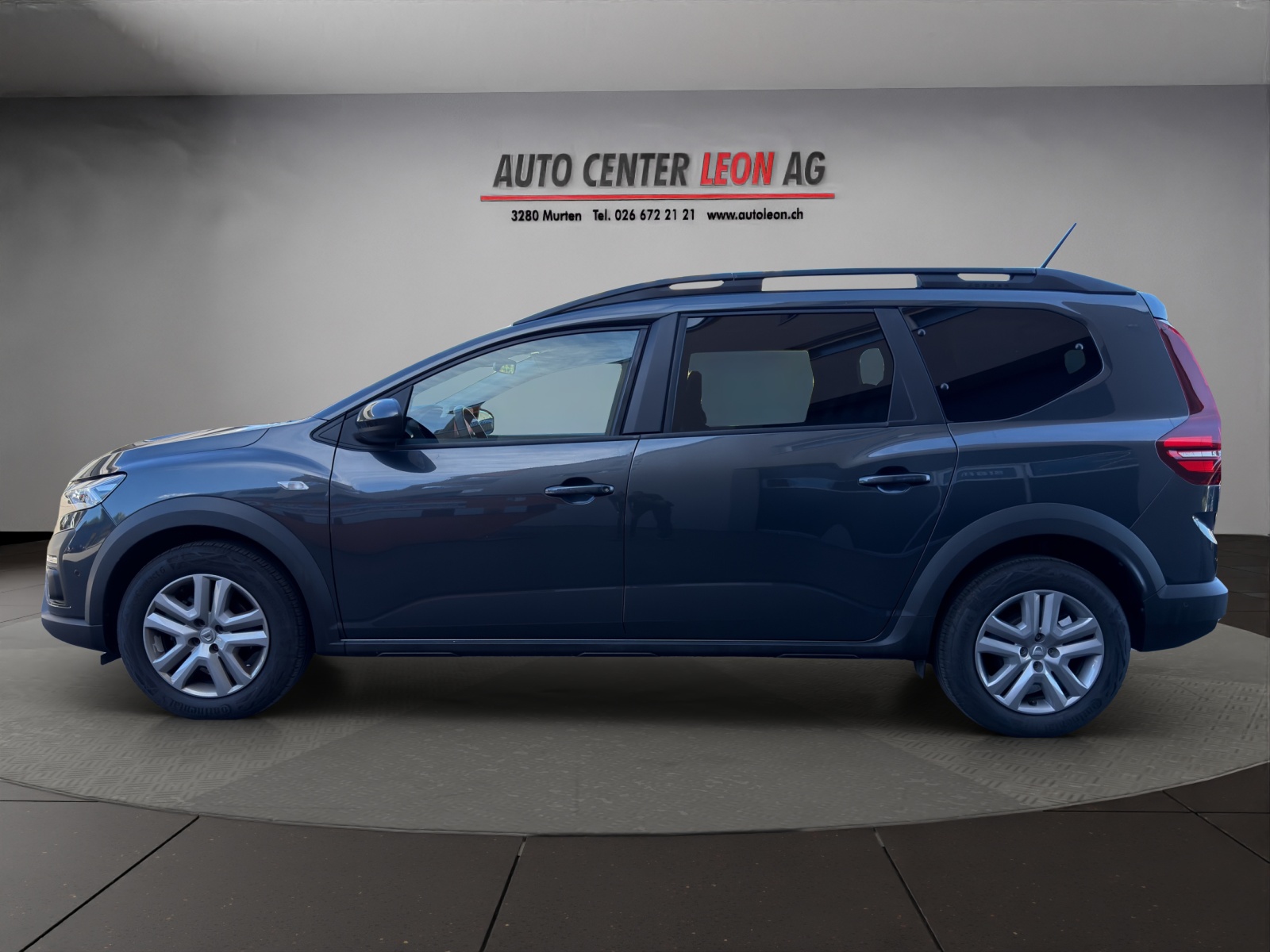 DACIA Jogger TCe 110 Comfort-showroom-element-2