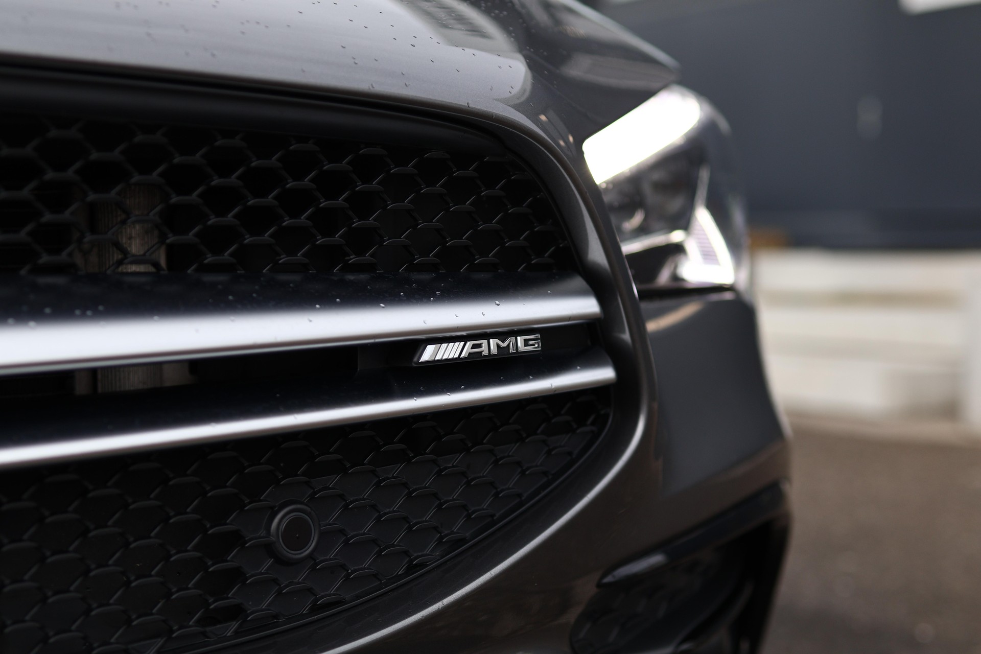 MERCEDES-BENZ CLA 35 AMG 4matic Shooting Brake * PACK PREMIUM PLUS * PANORAMA * HEAD-UP DISPLAY *-showroom-element-2