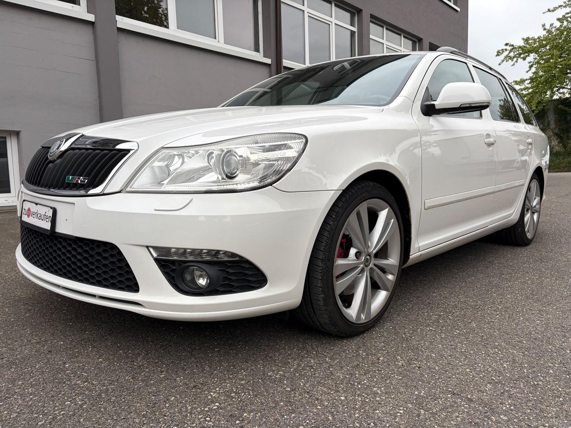 SKODA Octavia Combi 2.0 TSI RS