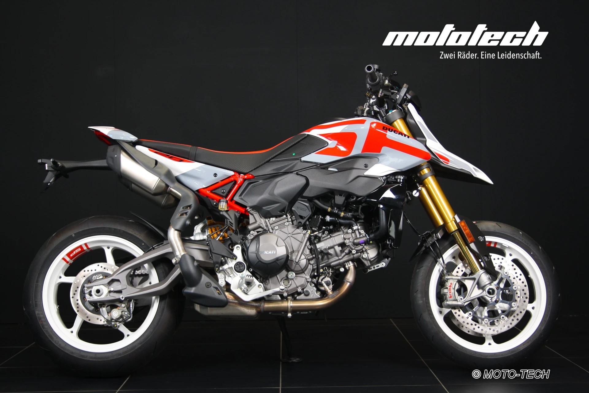 DUCATI Hypermotard V2 SP-image-1