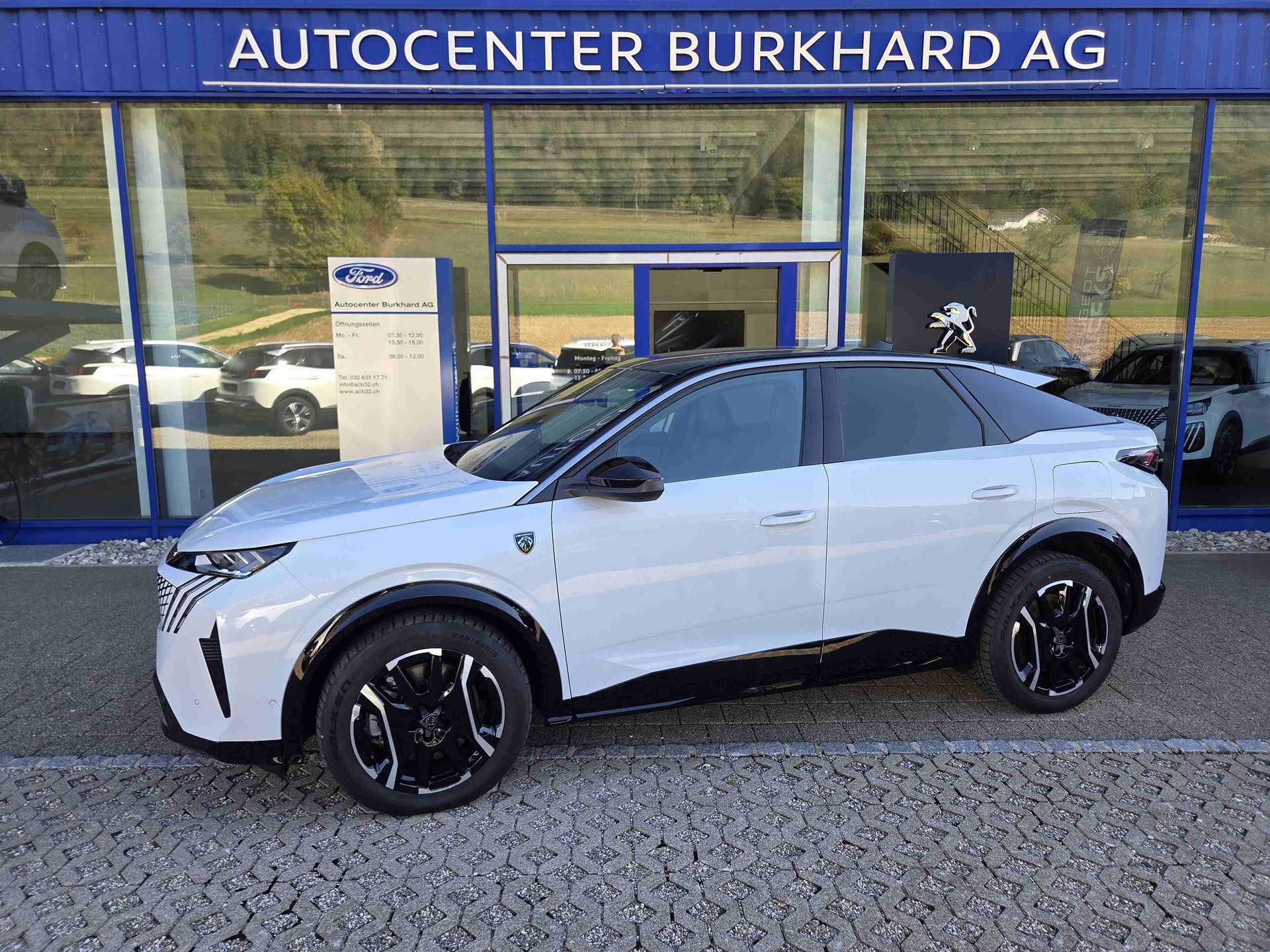 PEUGEOT 3008 e-GT