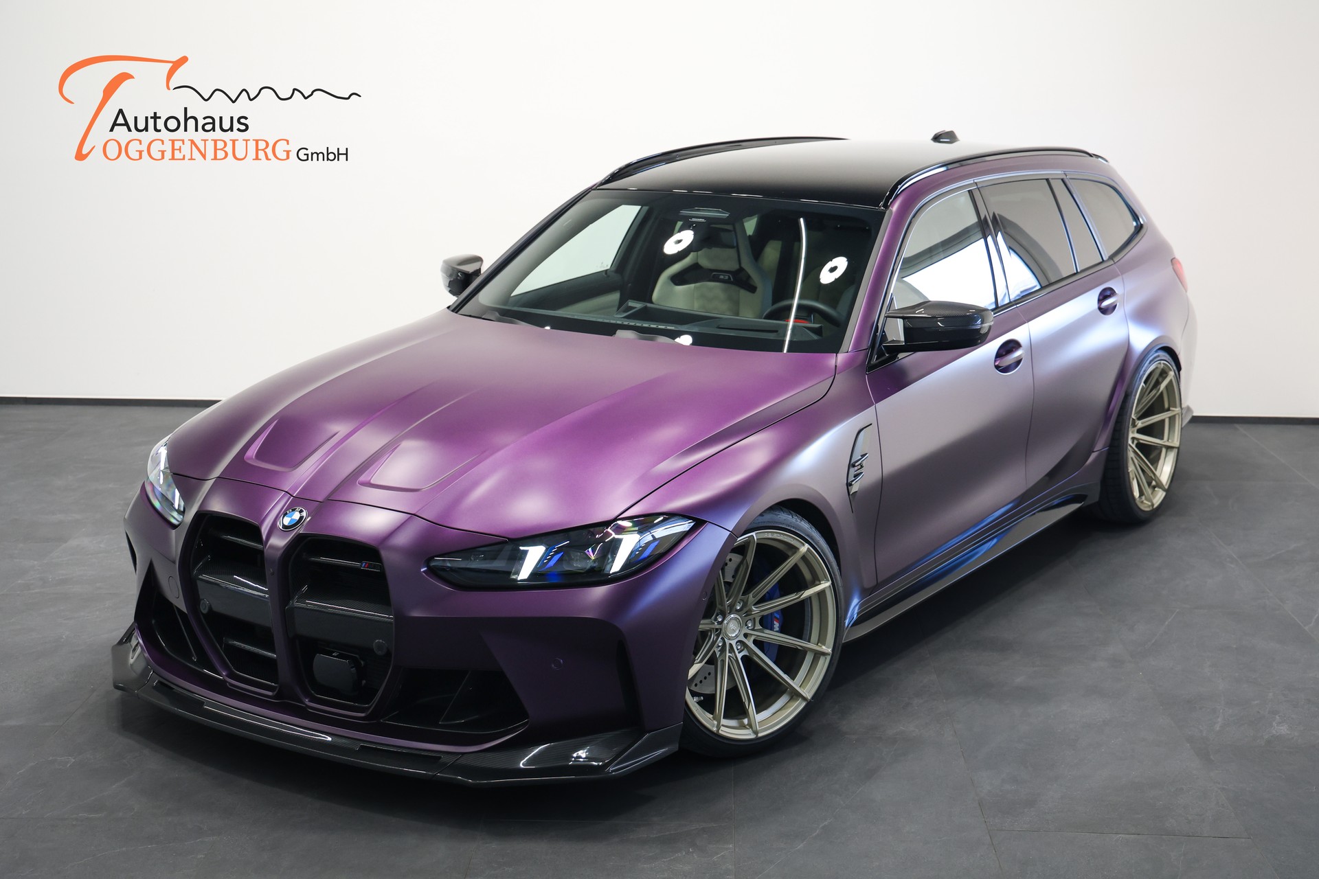 BMW M3 Competition xDrive LCI *FROZEN PURPLE*Carbon Schalensitze*BMW Werksgarantie bis 10.2027*-image-4