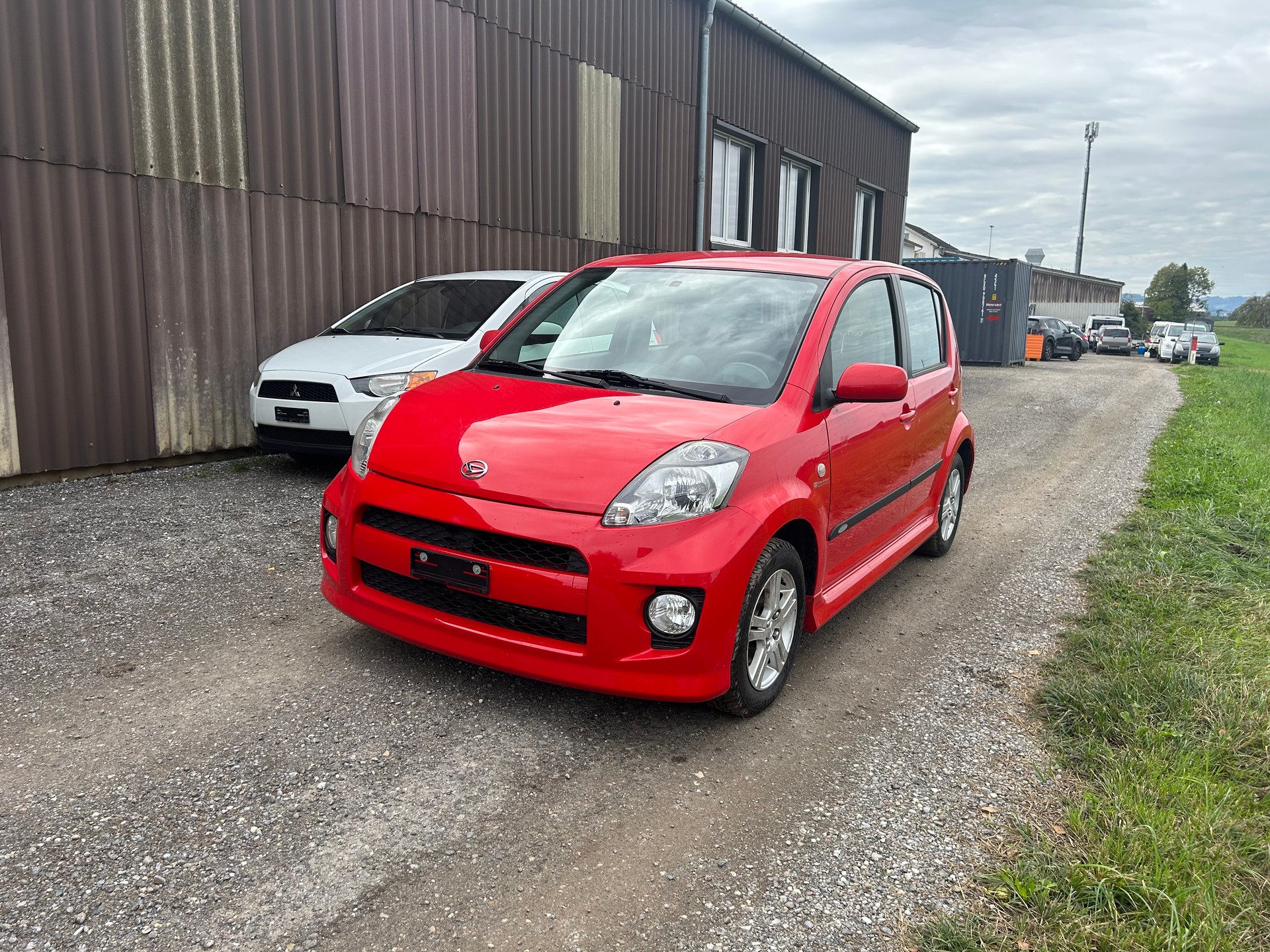 DAIHATSU Sirion 1.3 S eco-4WD mit Frische Ab MFK und Service-image-2