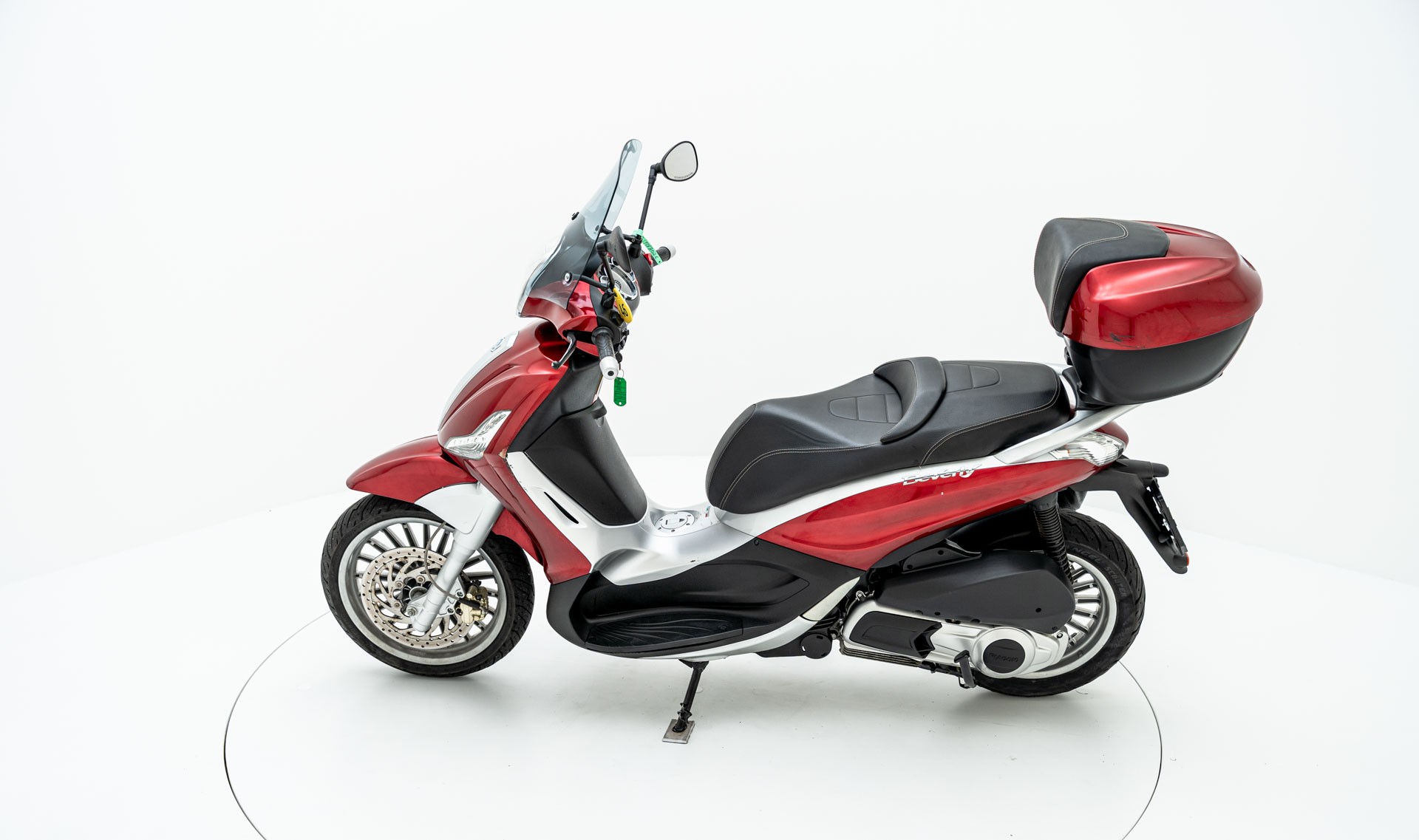 PIAGGIO Beverly 300 i.e.-image-5