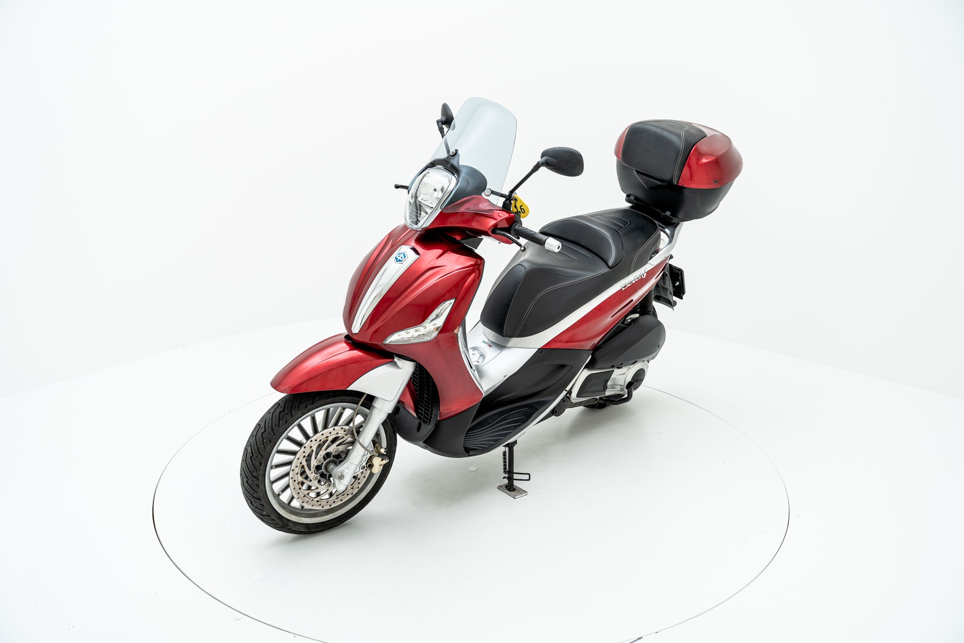 PIAGGIO Beverly 300 i.e.-image-2