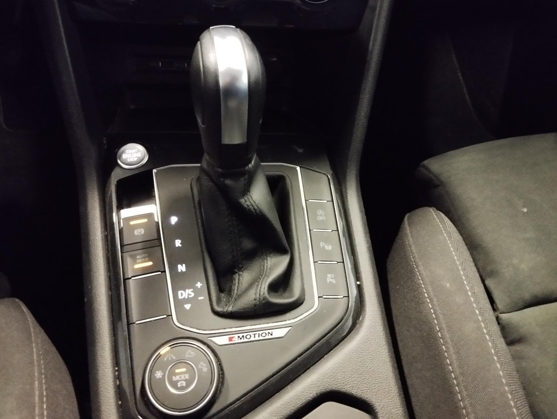 VW Tiguan 2.0TSI Highline 4Motion DSG-image-14