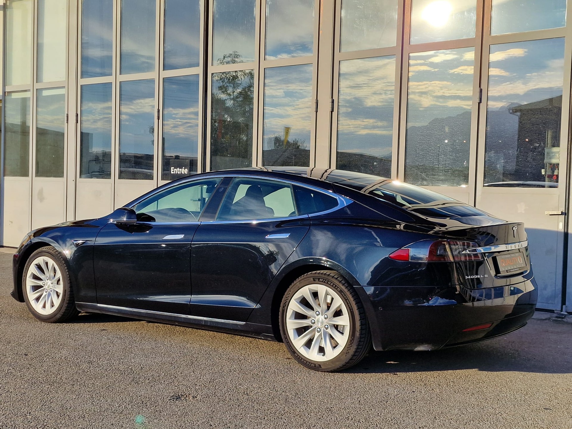 TESLA Model S 100 D-image-2