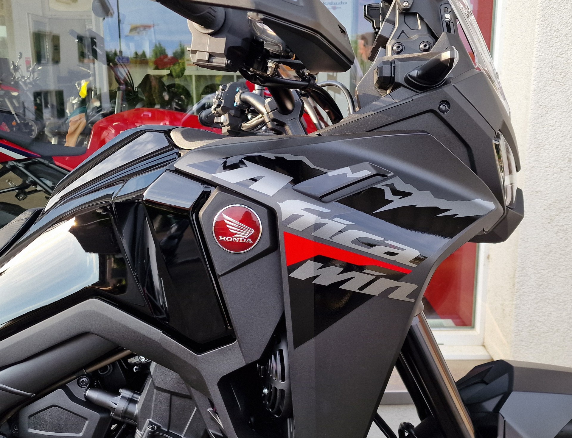 HONDA CRF 1100L Africa Twin - manuell-image-2