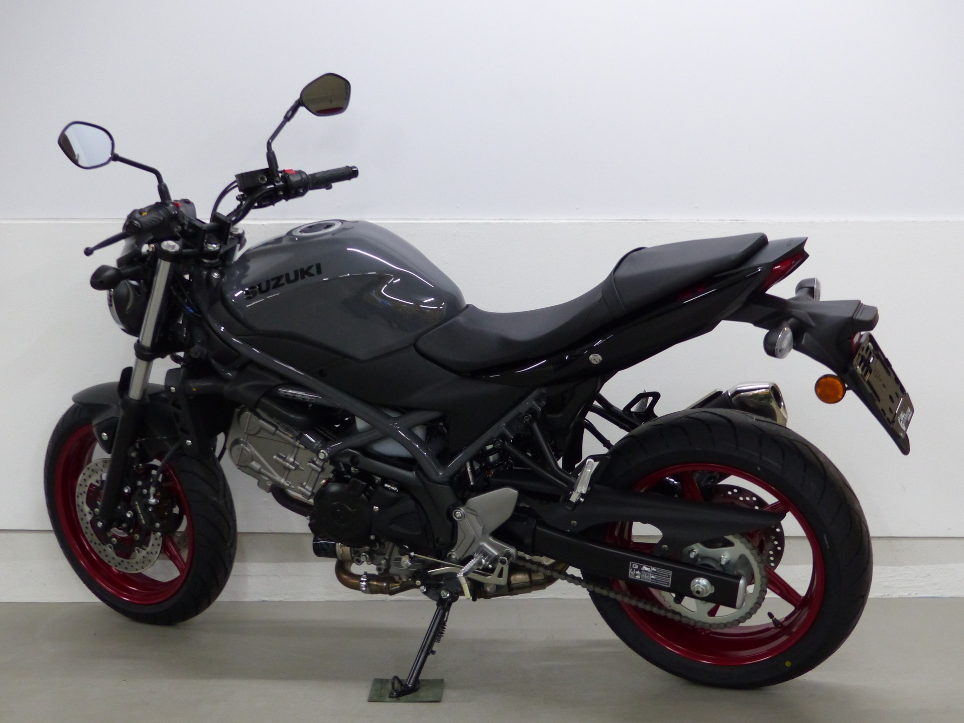 SUZUKI SV 650 ABS-image-3