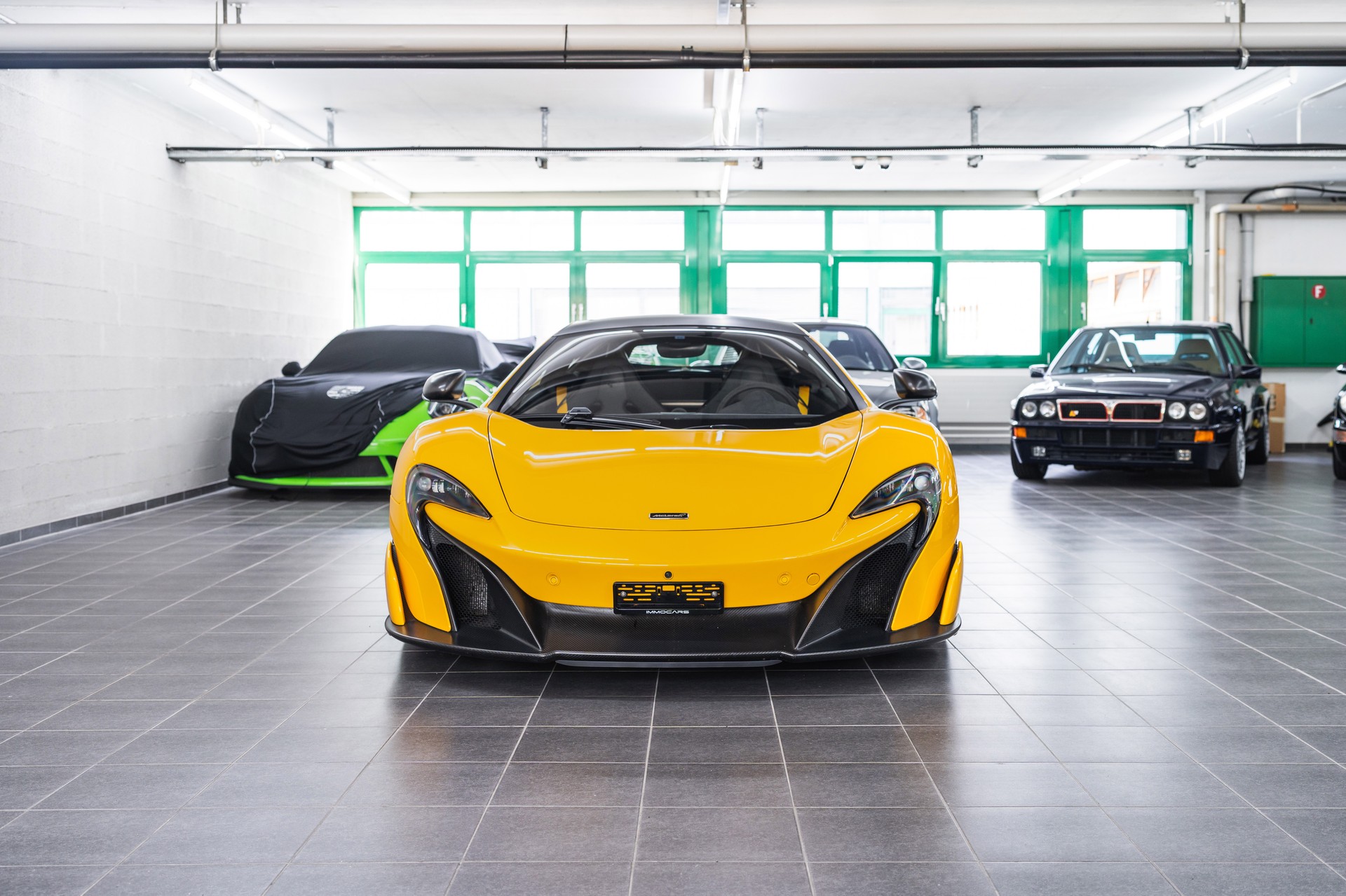 McLAREN 675LT Coupé 3.8 V8 SSG-showroom-element-1