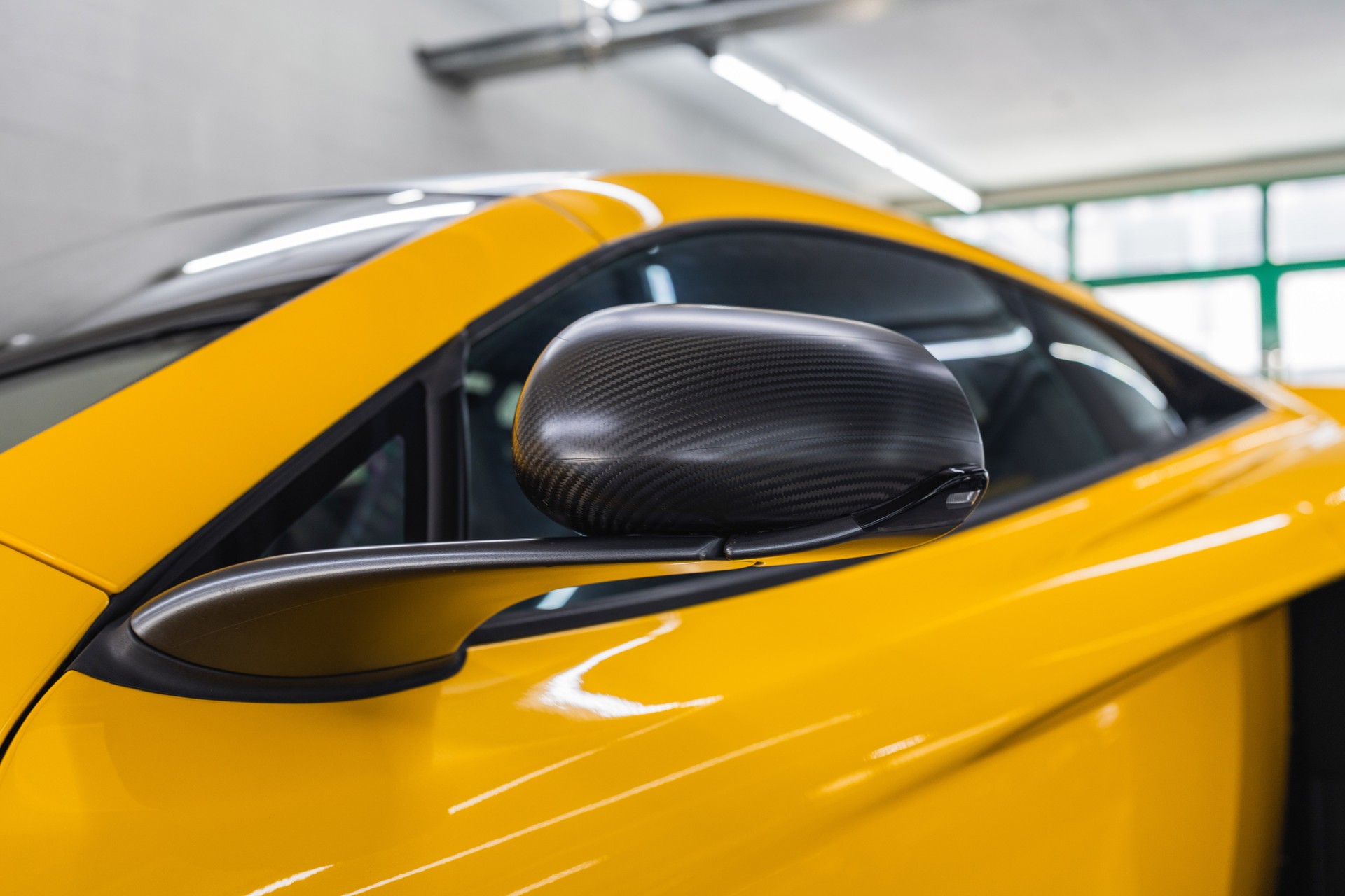 McLAREN 675LT Coupé 3.8 V8 SSG-image-11