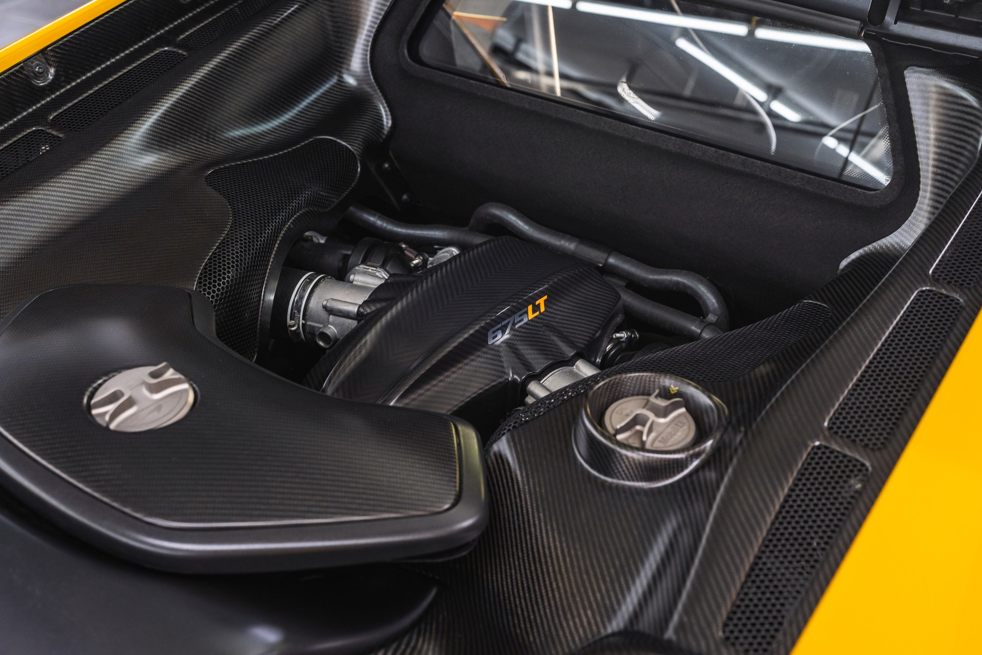 McLAREN 675LT Coupé 3.8 V8 SSG-image-13