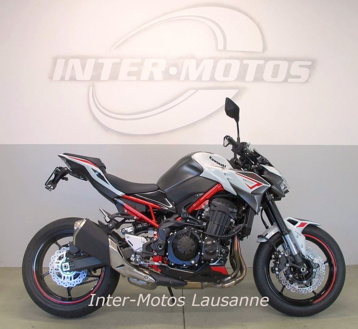 KAWASAKI Z900 (7035KW)