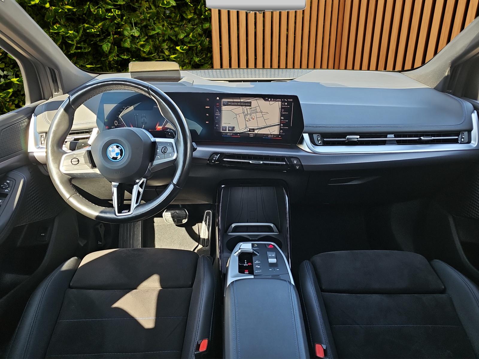 BMW 🆕 230e xDrive Active Tourer (CH)⛽+🔌-image-15