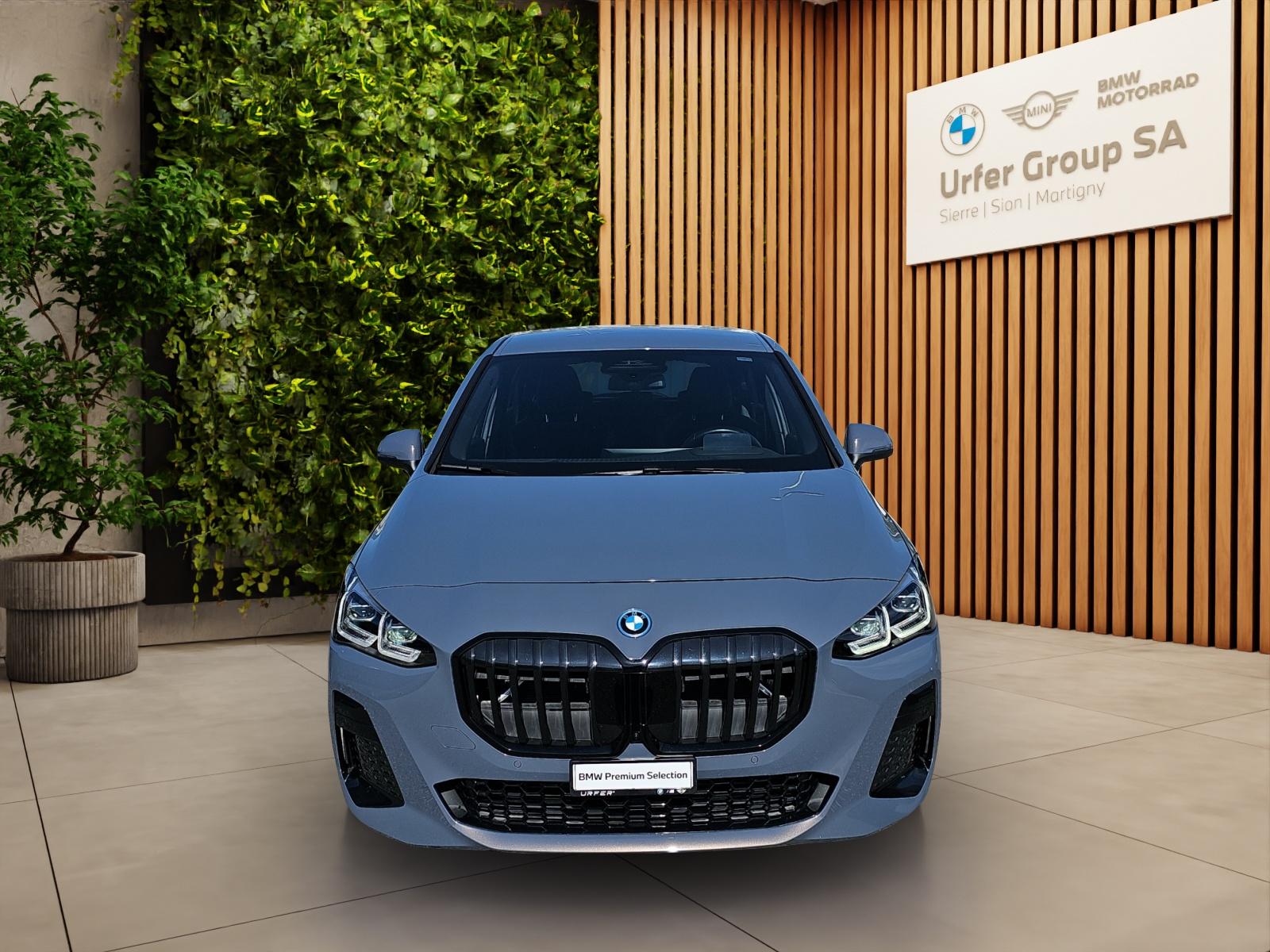 BMW 🆕 230e xDrive Active Tourer (CH)⛽+🔌-image-9