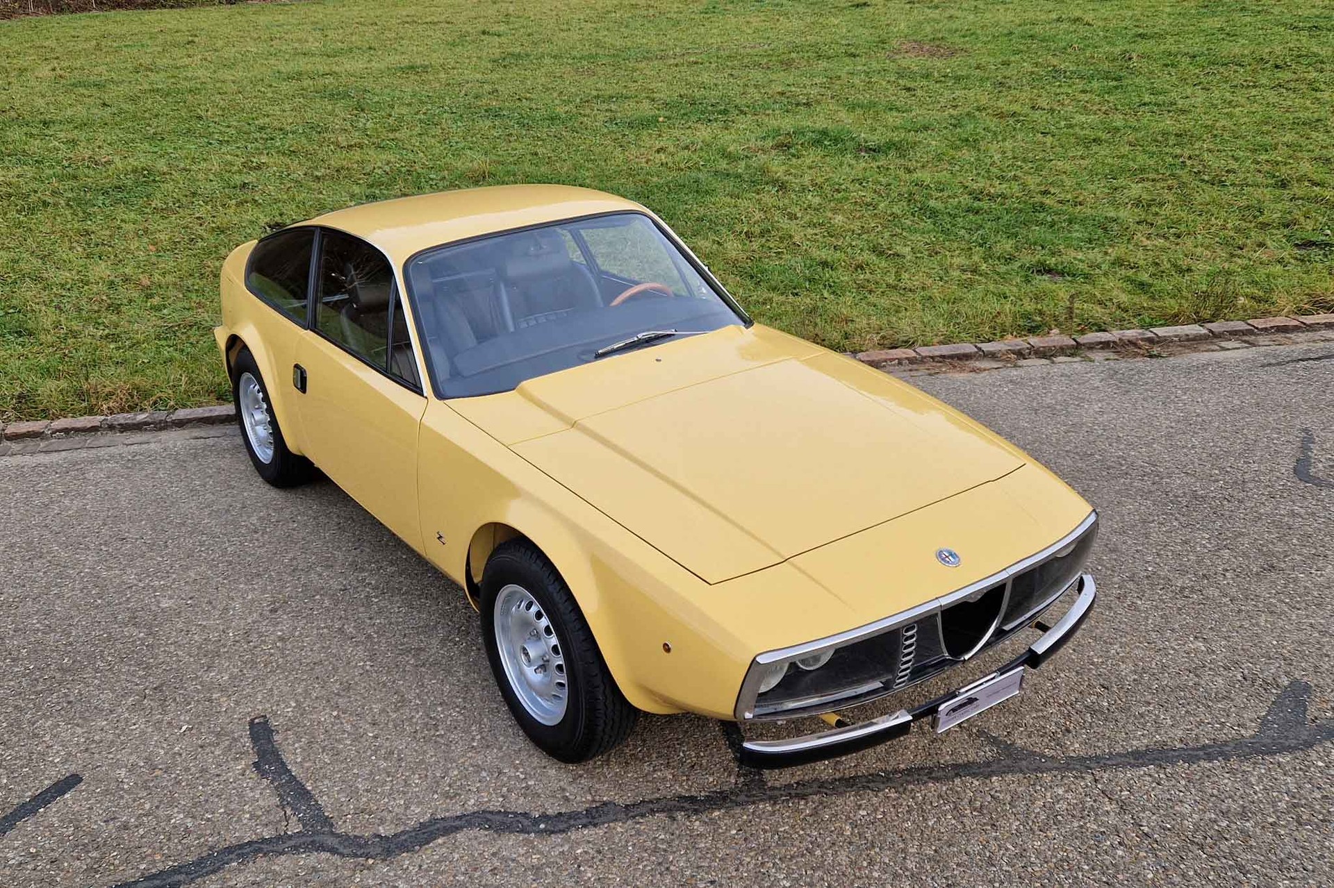 ALFA ROMEO Junior Zagato GT 1300-image-8
