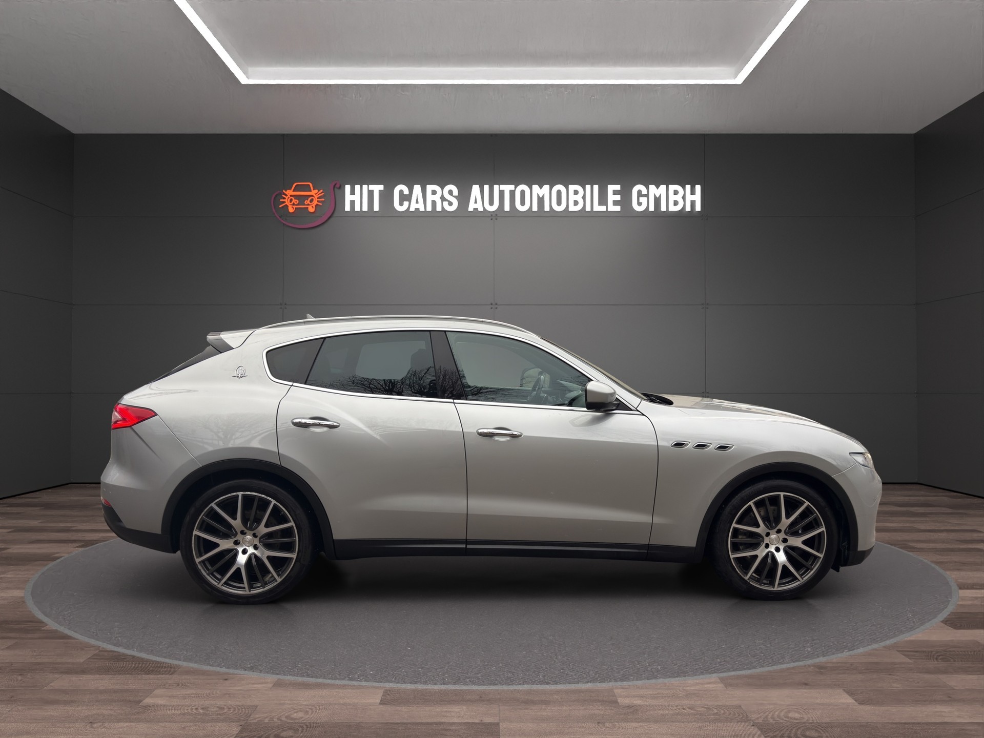 MASERATI Levante S 3.0 V6 Automatica-showroom-element-3