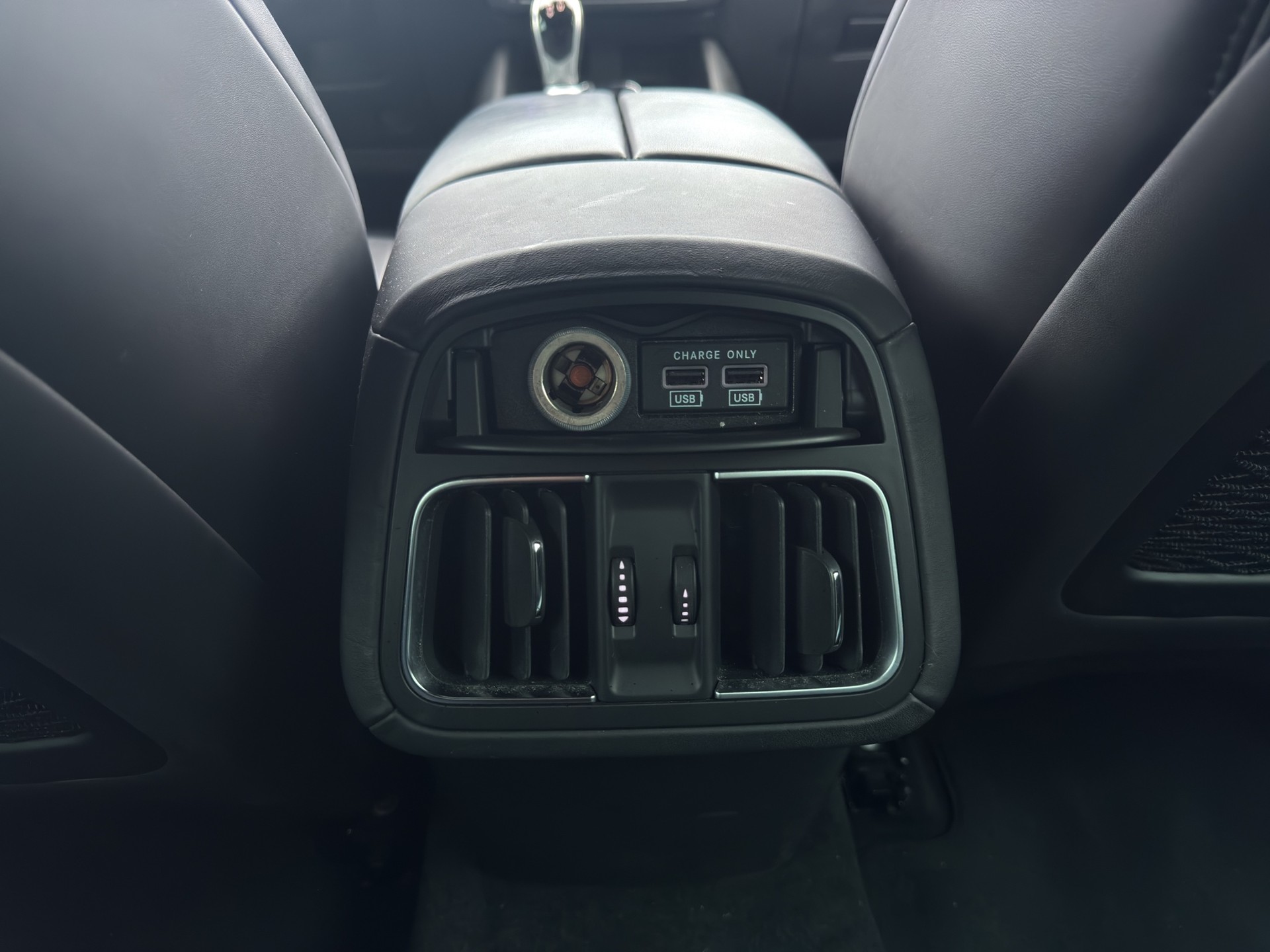 MASERATI Levante S 3.0 V6 Automatica-image-19