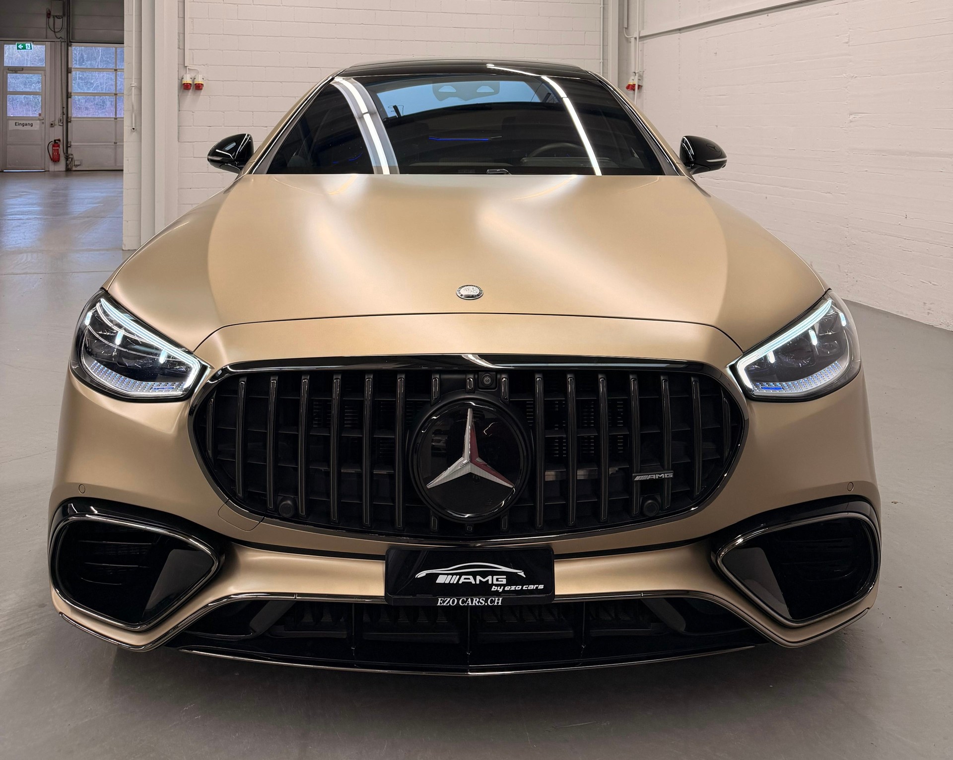 MERCEDES-BENZ S 63 AMG Limited Gold Matt Black E Performance 4Matic 802PS Lang Version Einzelstück Vollausstattung Gratisservice und Garantie-showroom-element-2