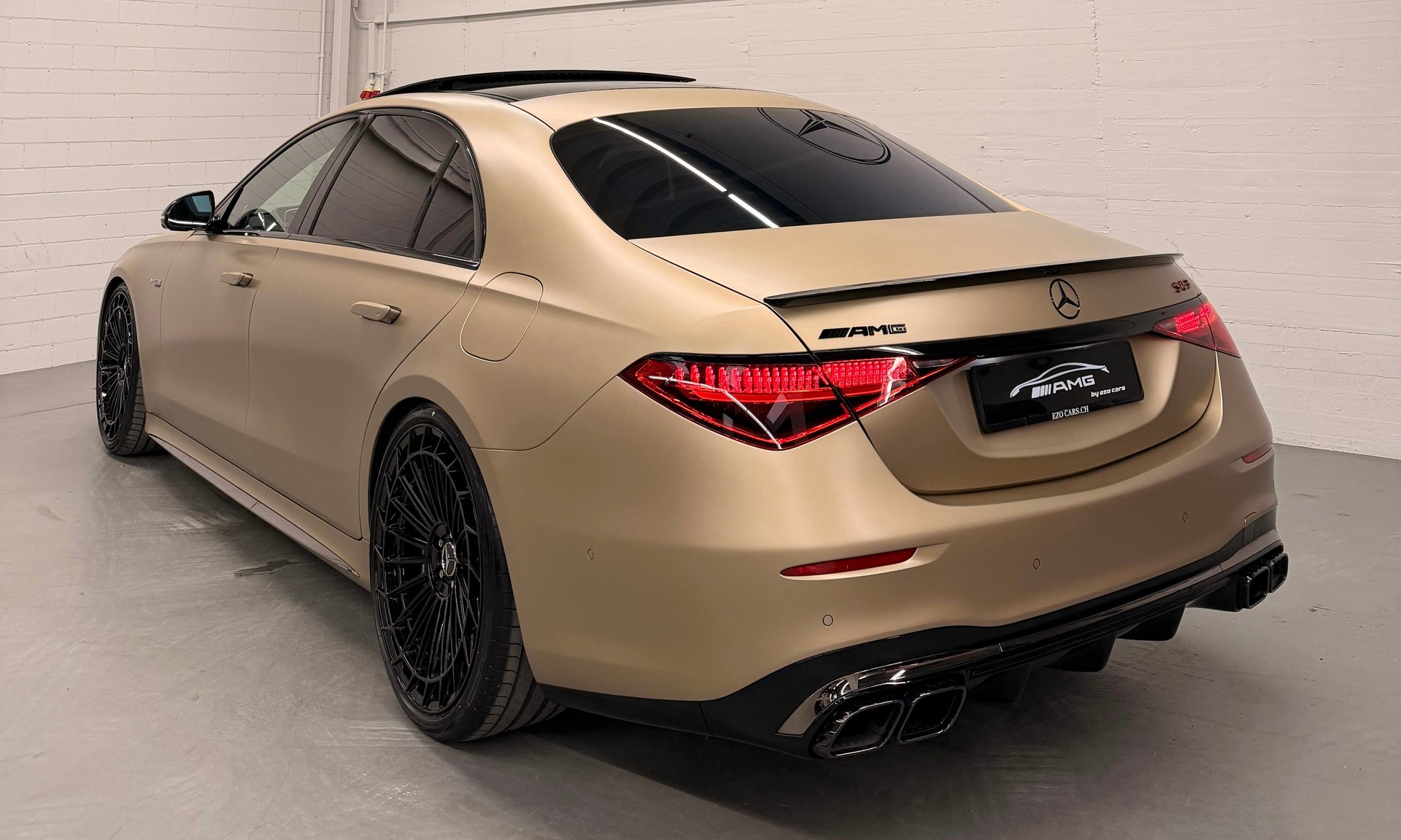 MERCEDES-BENZ S 63 AMG Limited Gold Matt Black E Performance 4Matic 802PS Lang Version Einzelstück Vollausstattung Gratisservice und Garantie-image-8