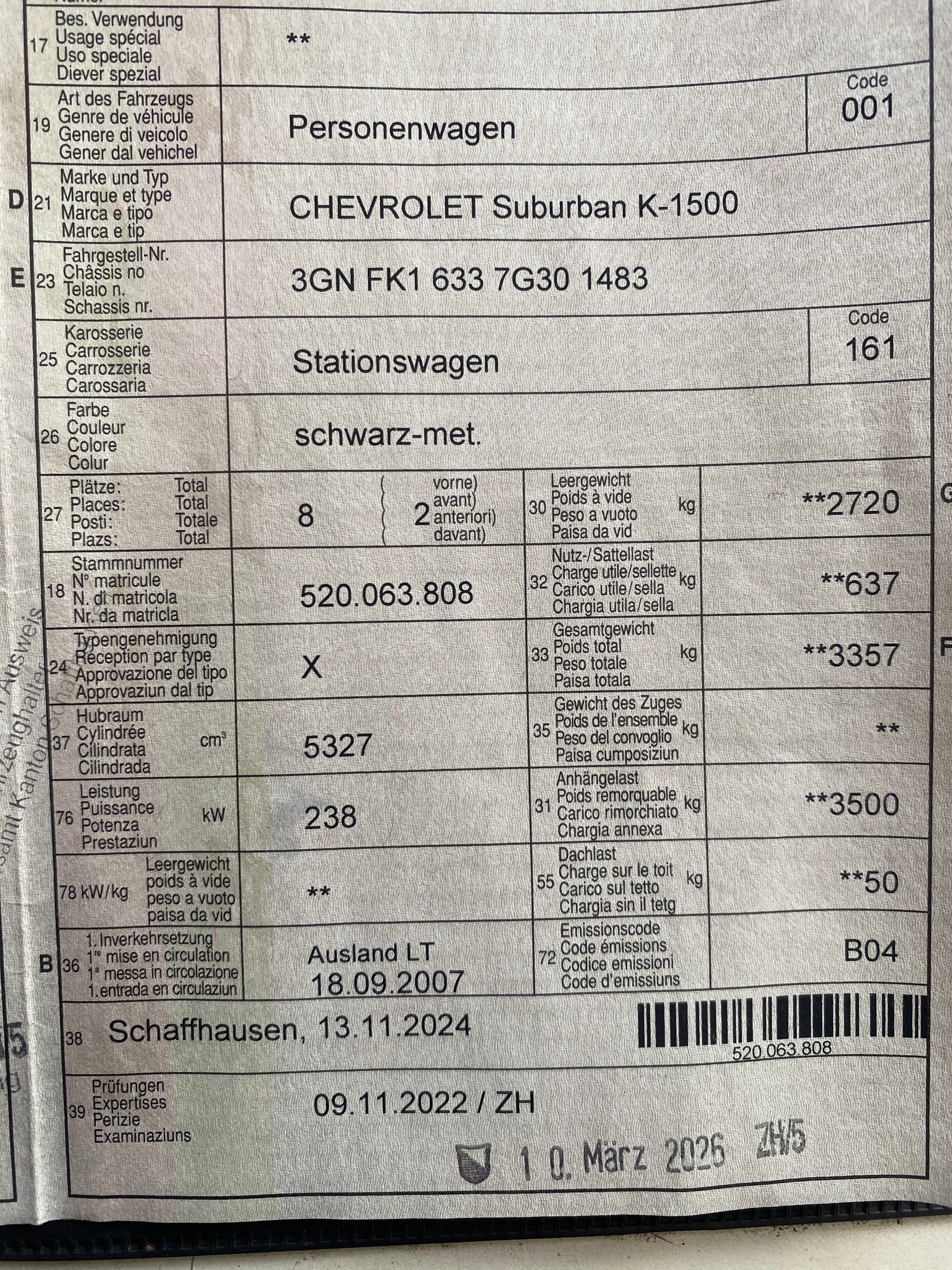 CHEVROLET Suburban-image-10