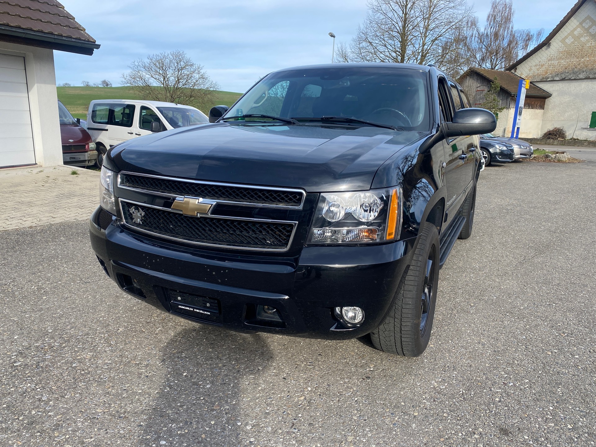 CHEVROLET Suburban