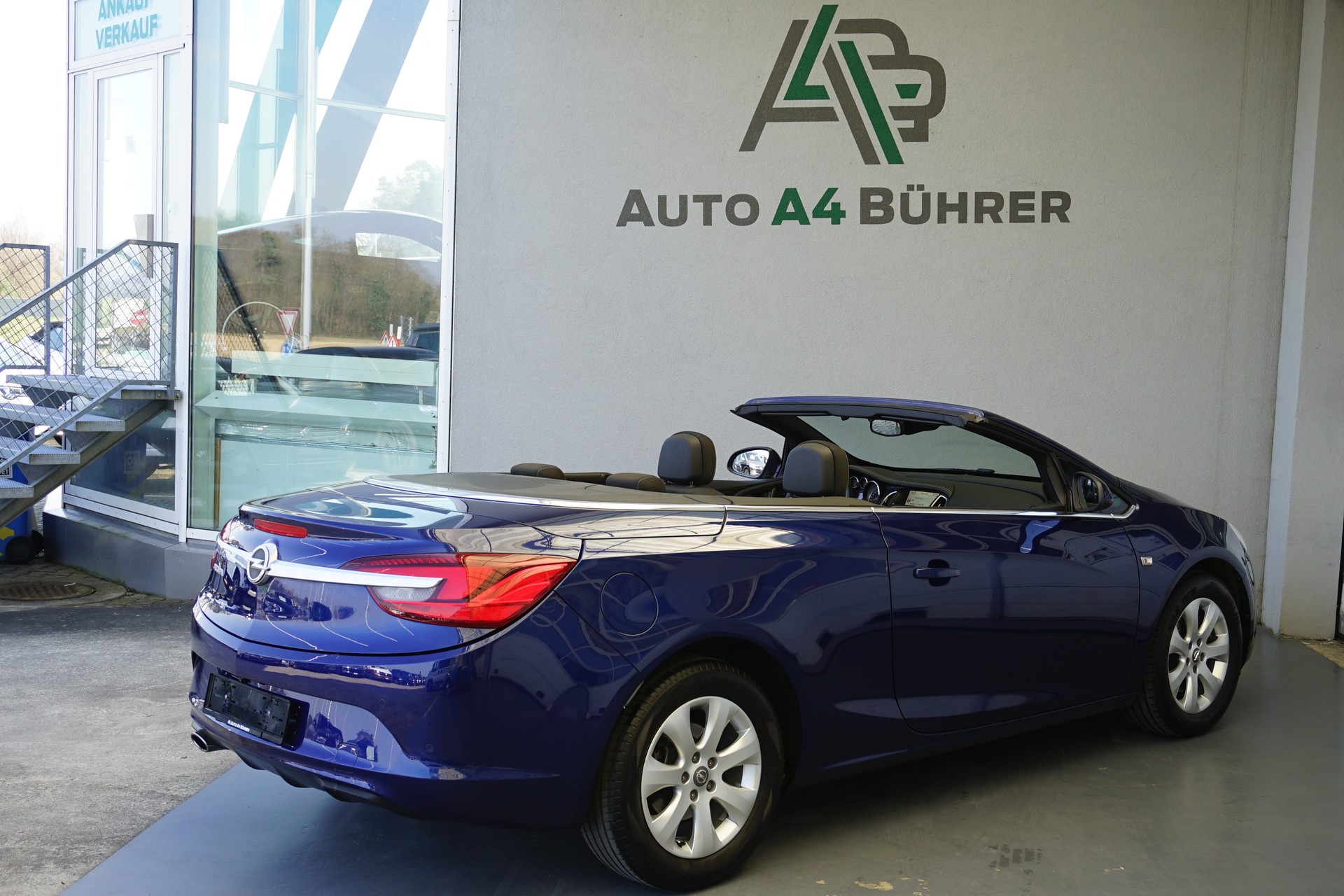 OPEL Cascada 1.4i Turbo 140 PS Cabriolet 6-Gang-image-13