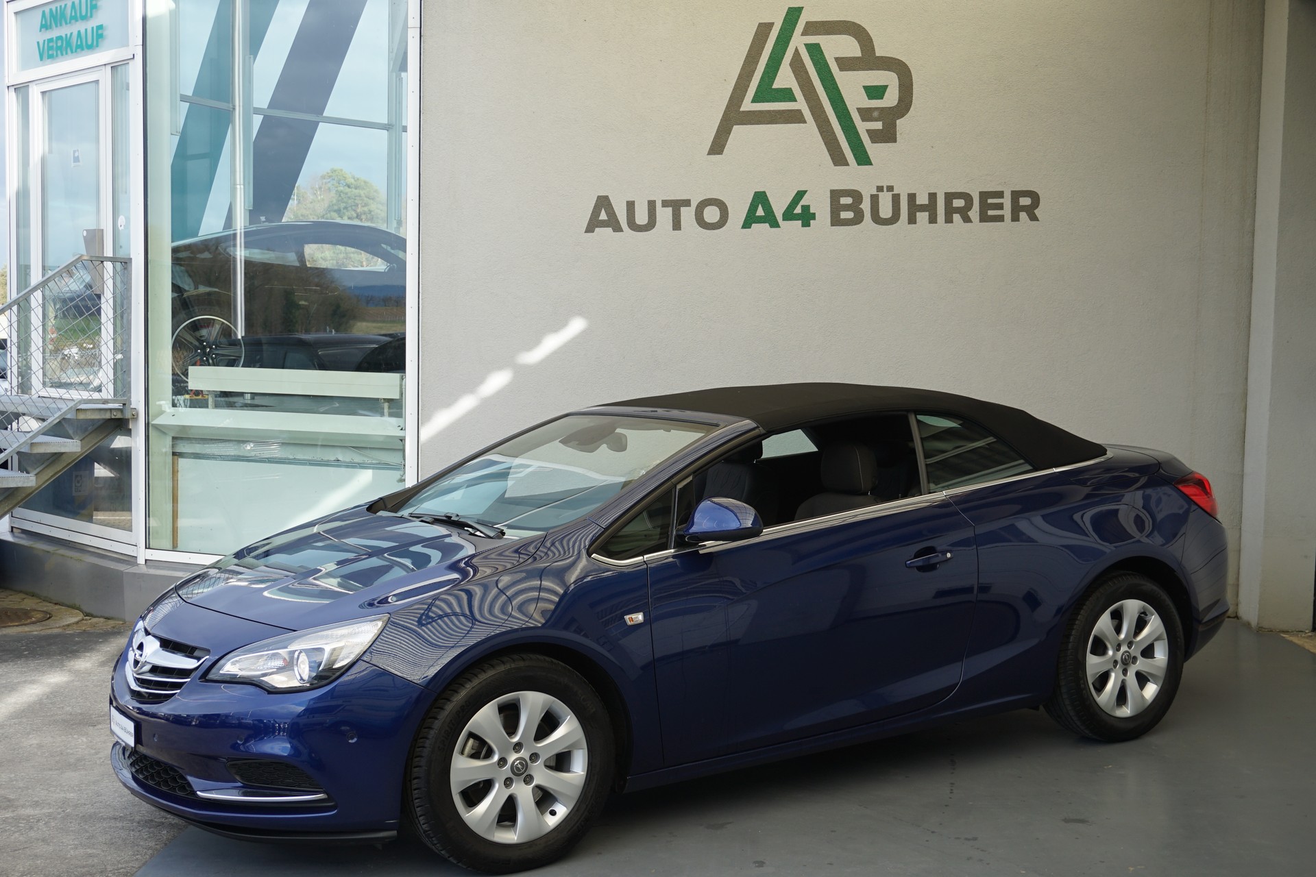 OPEL Cascada 1.4i Turbo 140 PS Cabriolet 6-Gang-image-4