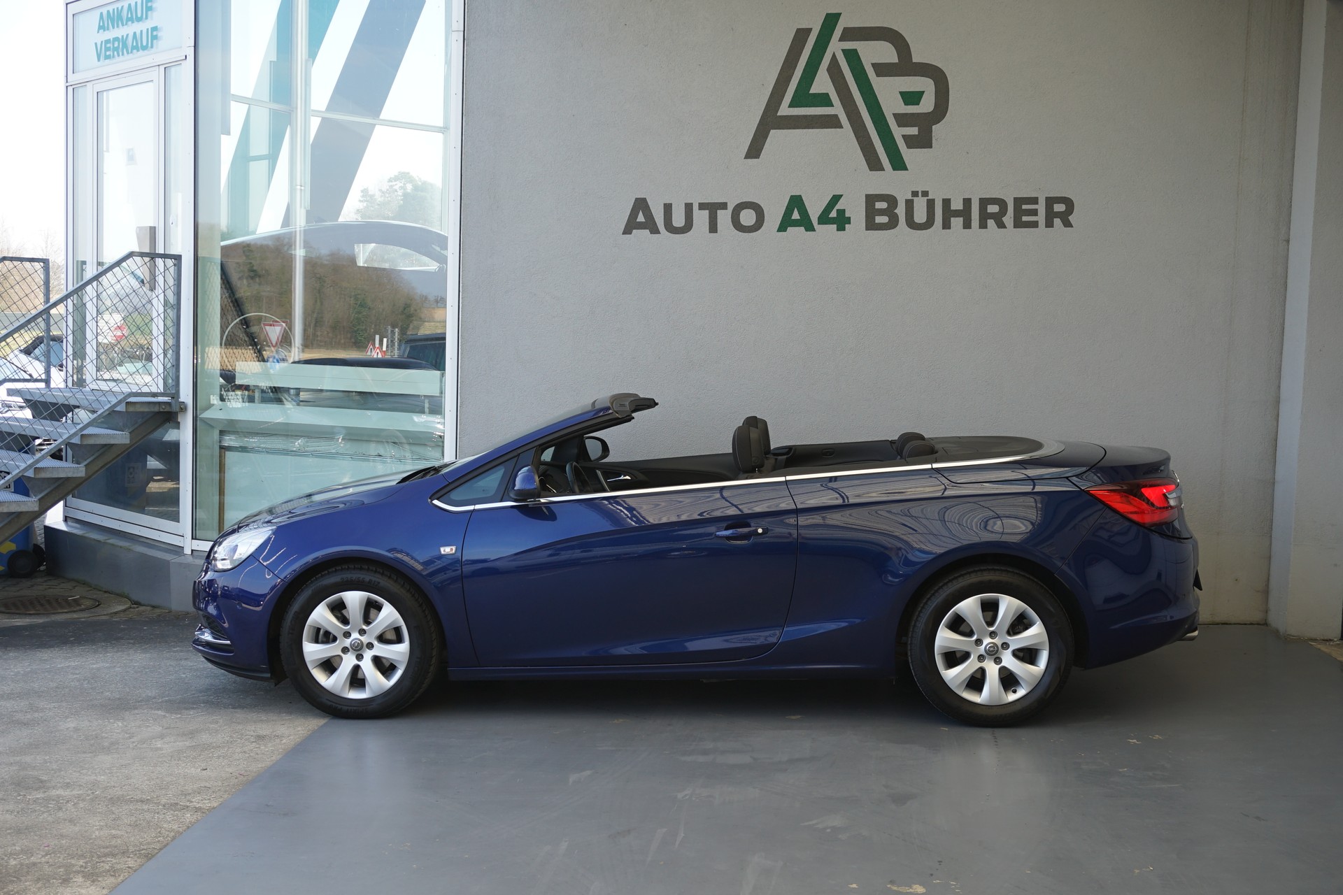 OPEL Cascada 1.4i Turbo 140 PS Cabriolet 6-Gang-showroom-element-1