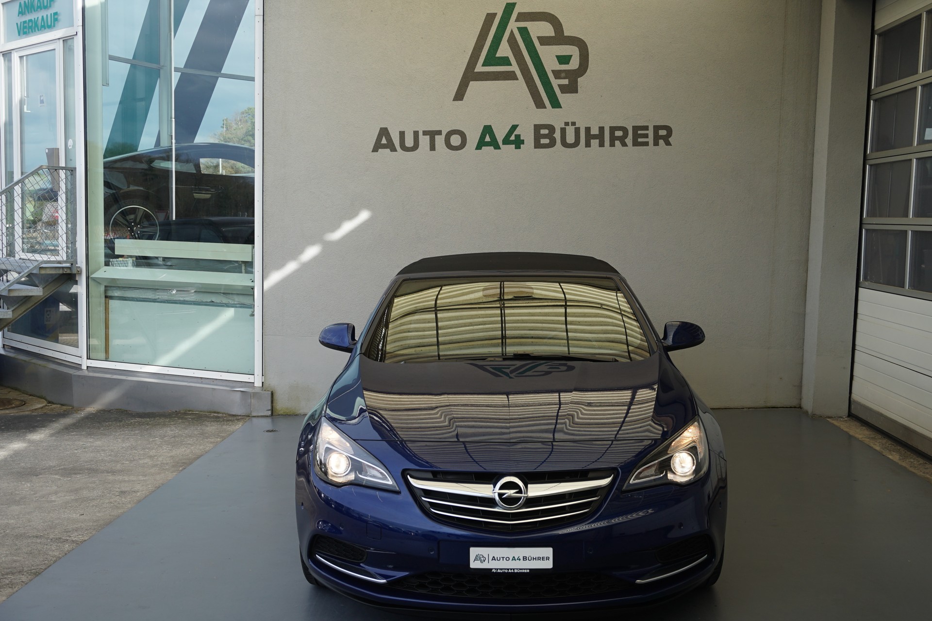 OPEL Cascada 1.4i Turbo 140 PS Cabriolet 6-Gang-image-14