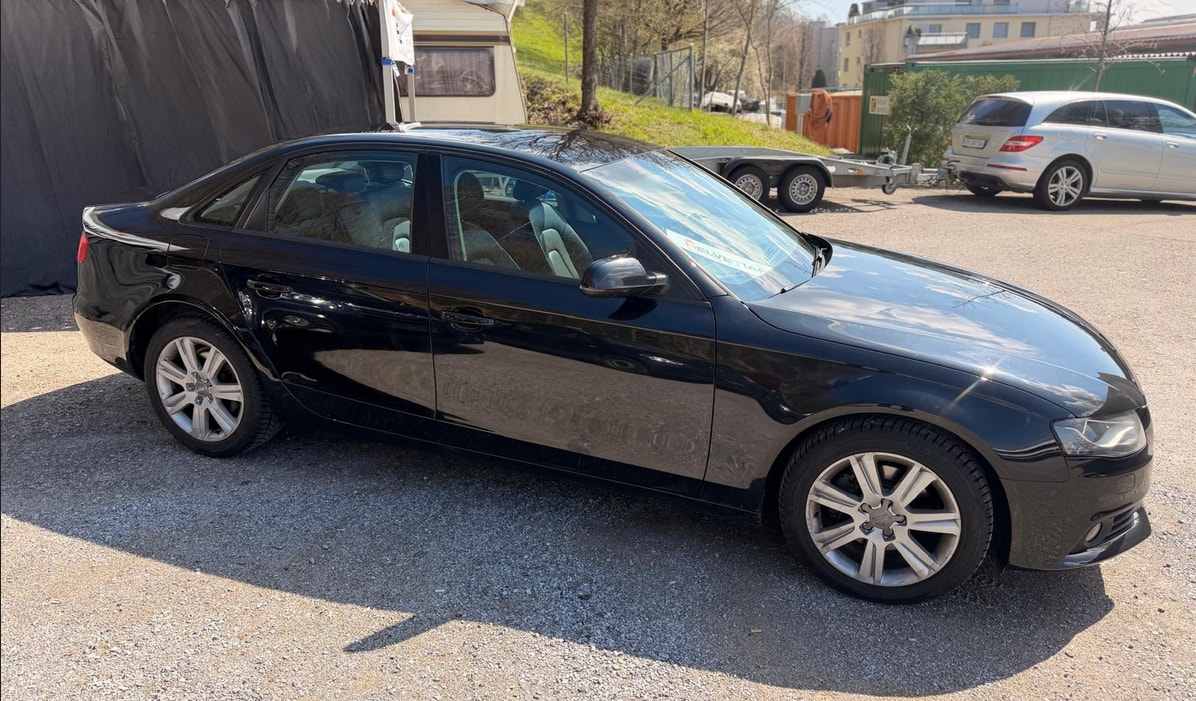 AUDI A4 1.8 TFSI Automat | Leder | Fahrbar | Bastler/Export-image-9