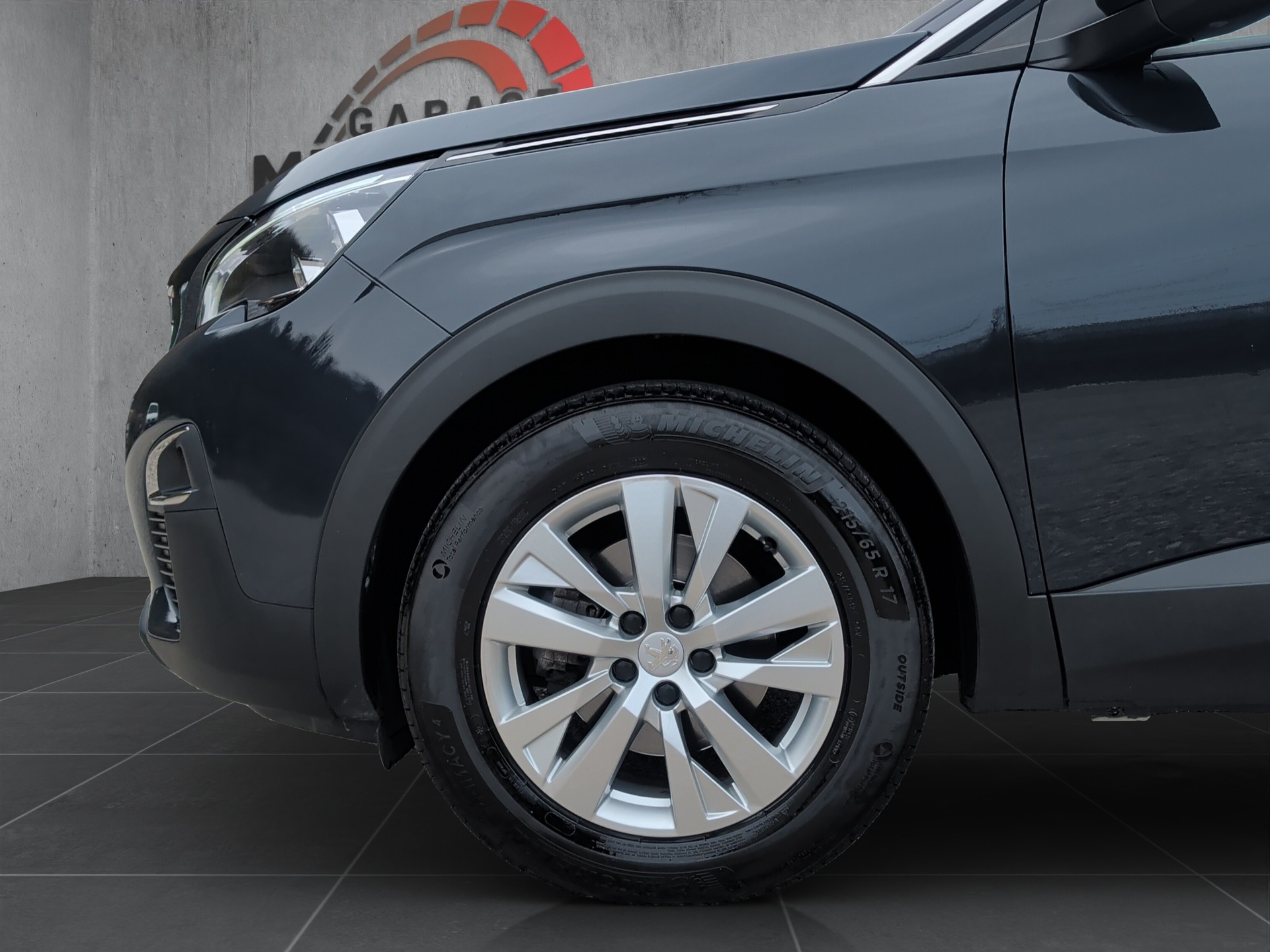 PEUGEOT 3008 1.2 PureTech Active-image-15