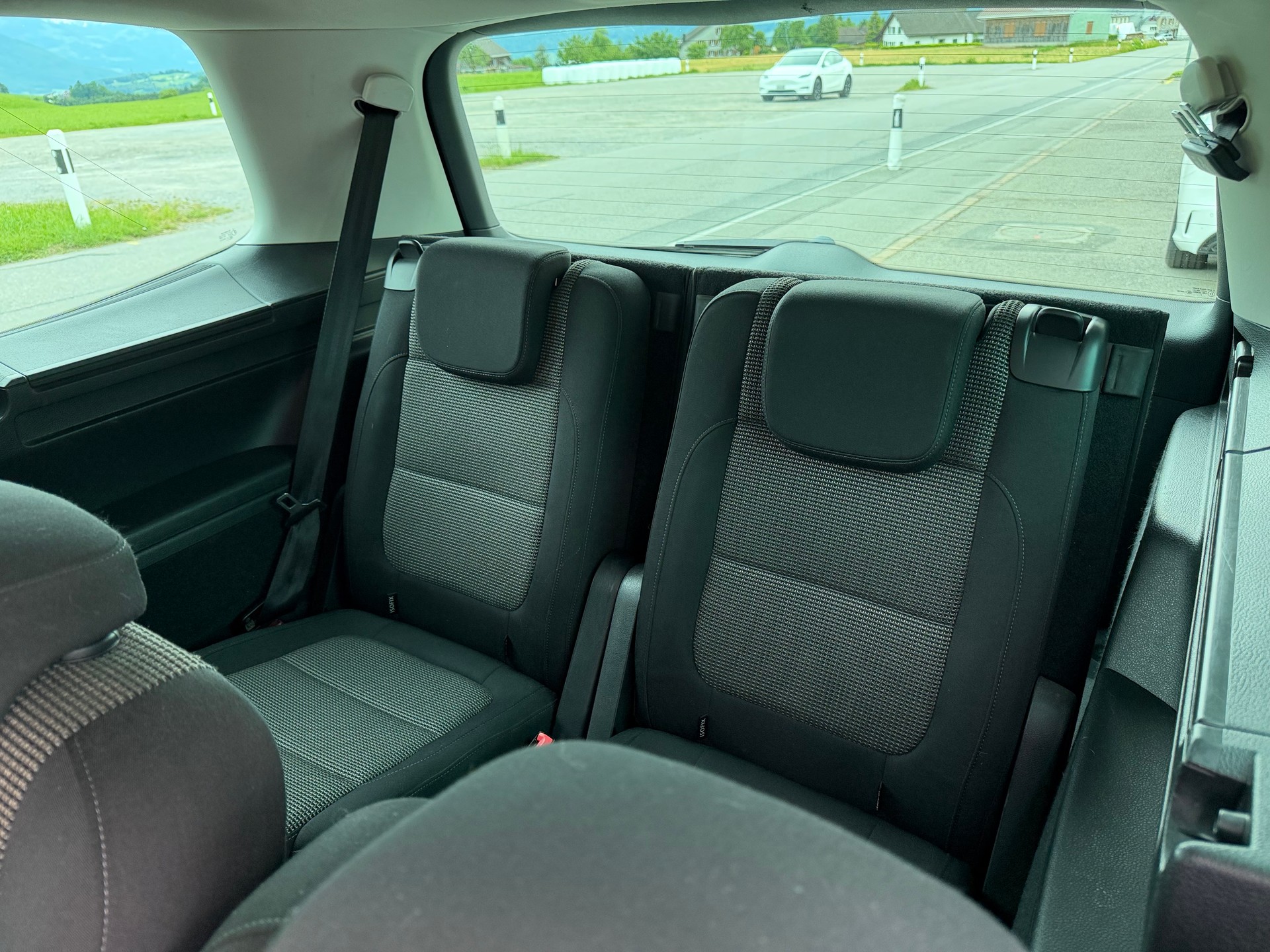 VW Sharan 2.0 TDI BMT Comfortline 4Motion-image-10
