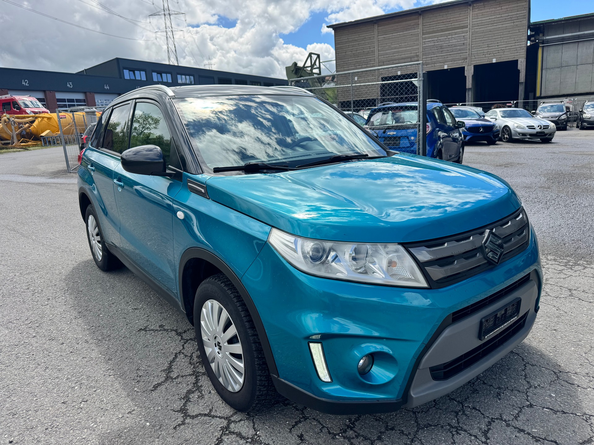 SUZUKI Vitara 1.6 TD Compact Top