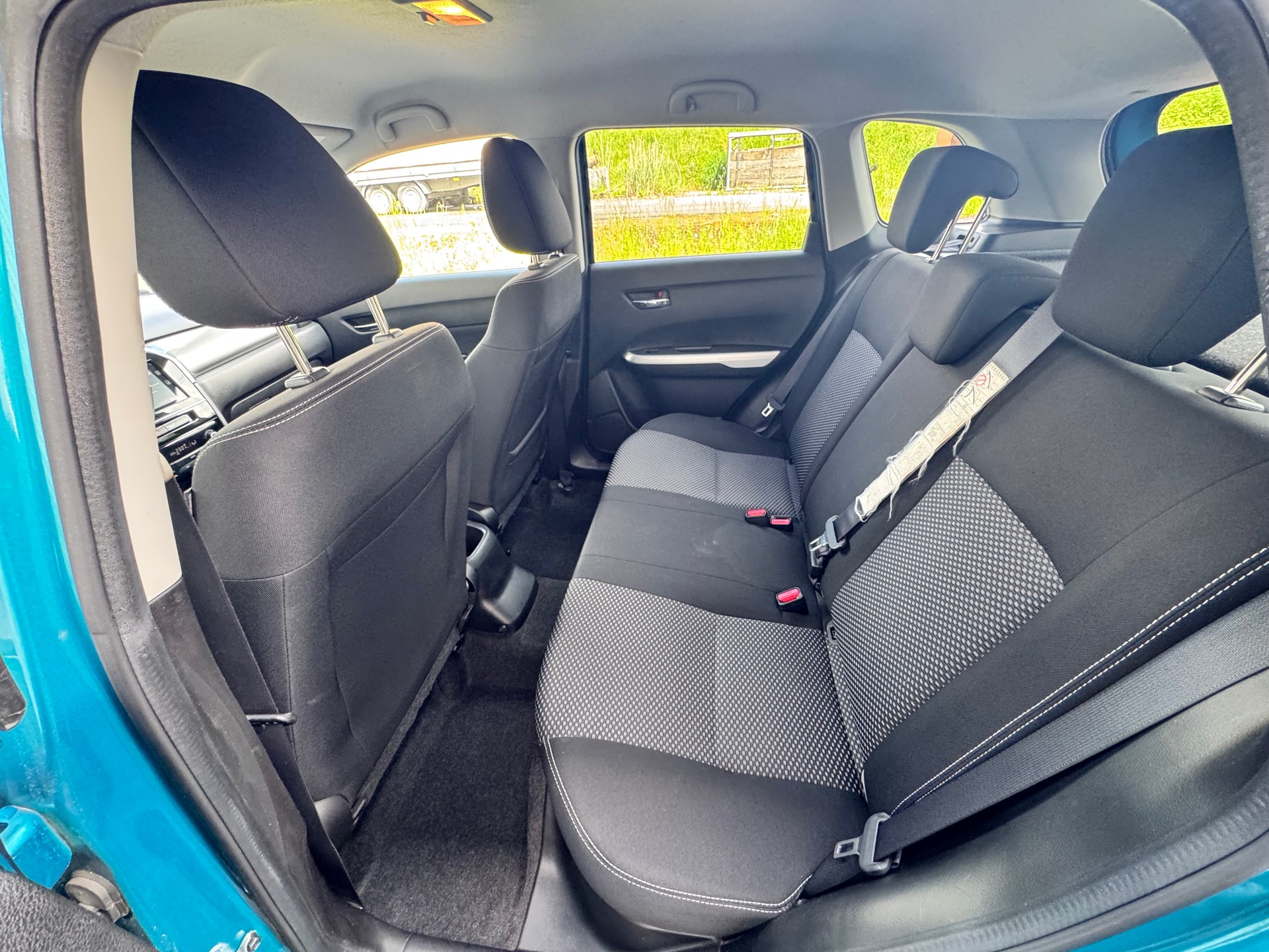 SUZUKI Vitara 1.6 TD Compact Top-image-11