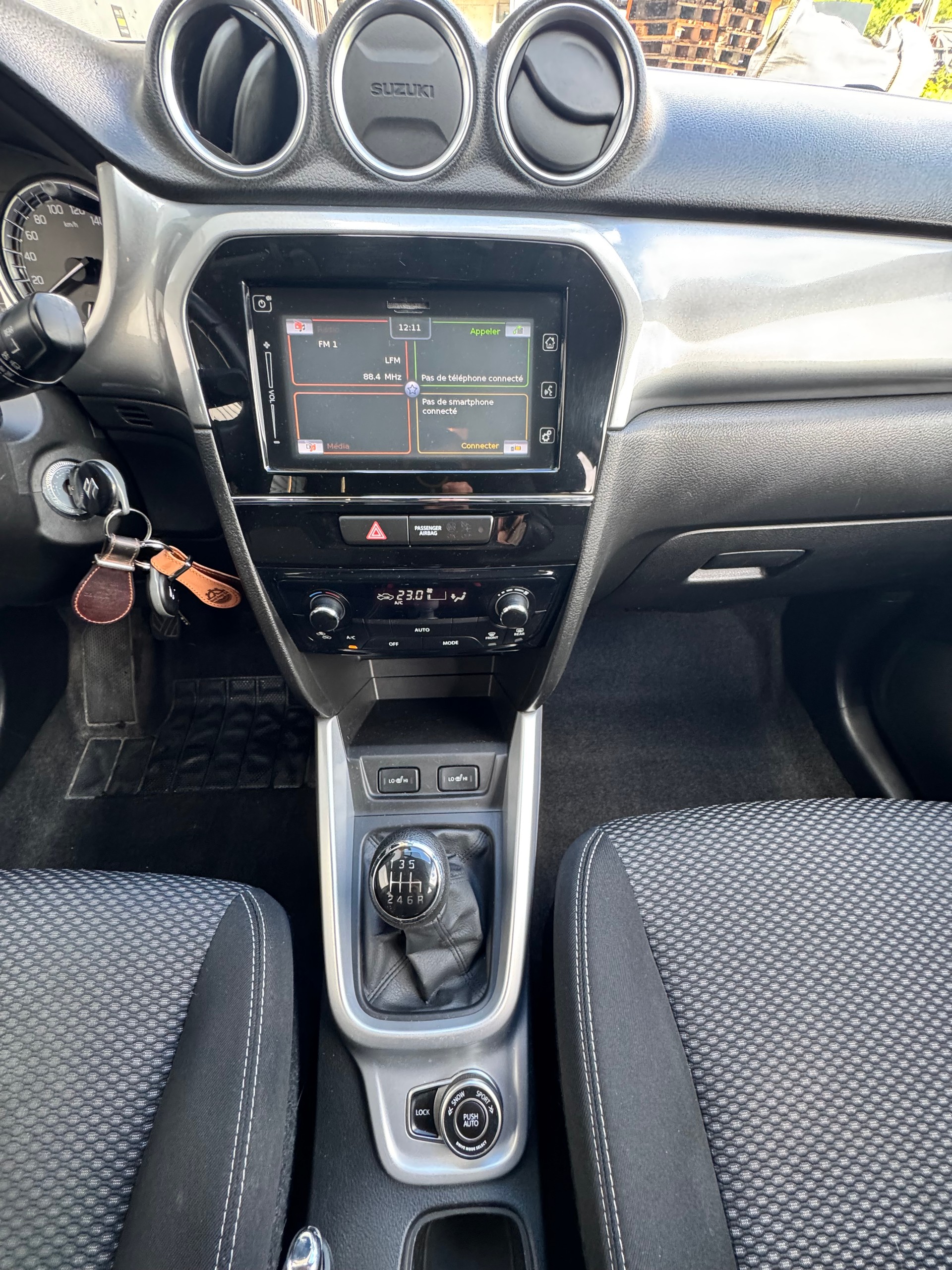 SUZUKI Vitara 1.6 TD Compact Top-image-6