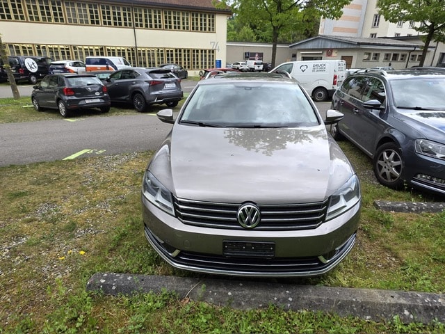 VW PASSAT-showroom-element-2