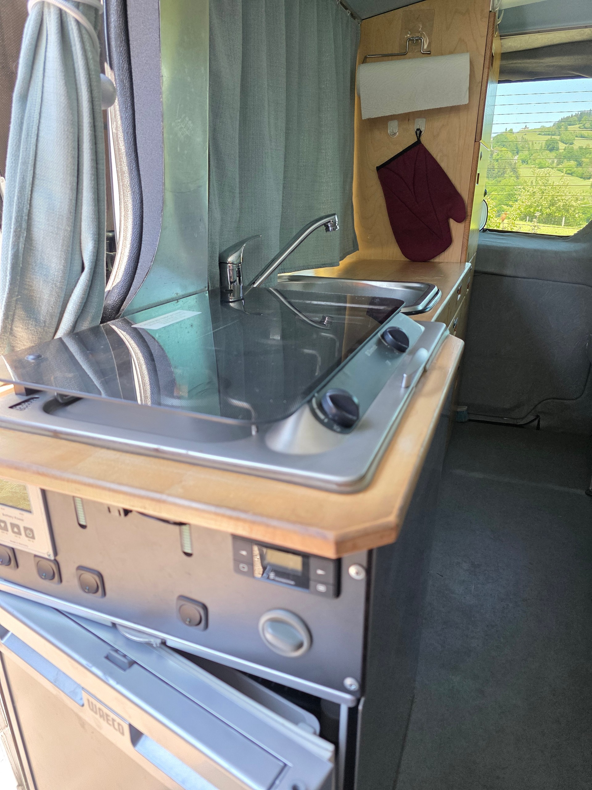 RENAULT TRAFIC-image-7
