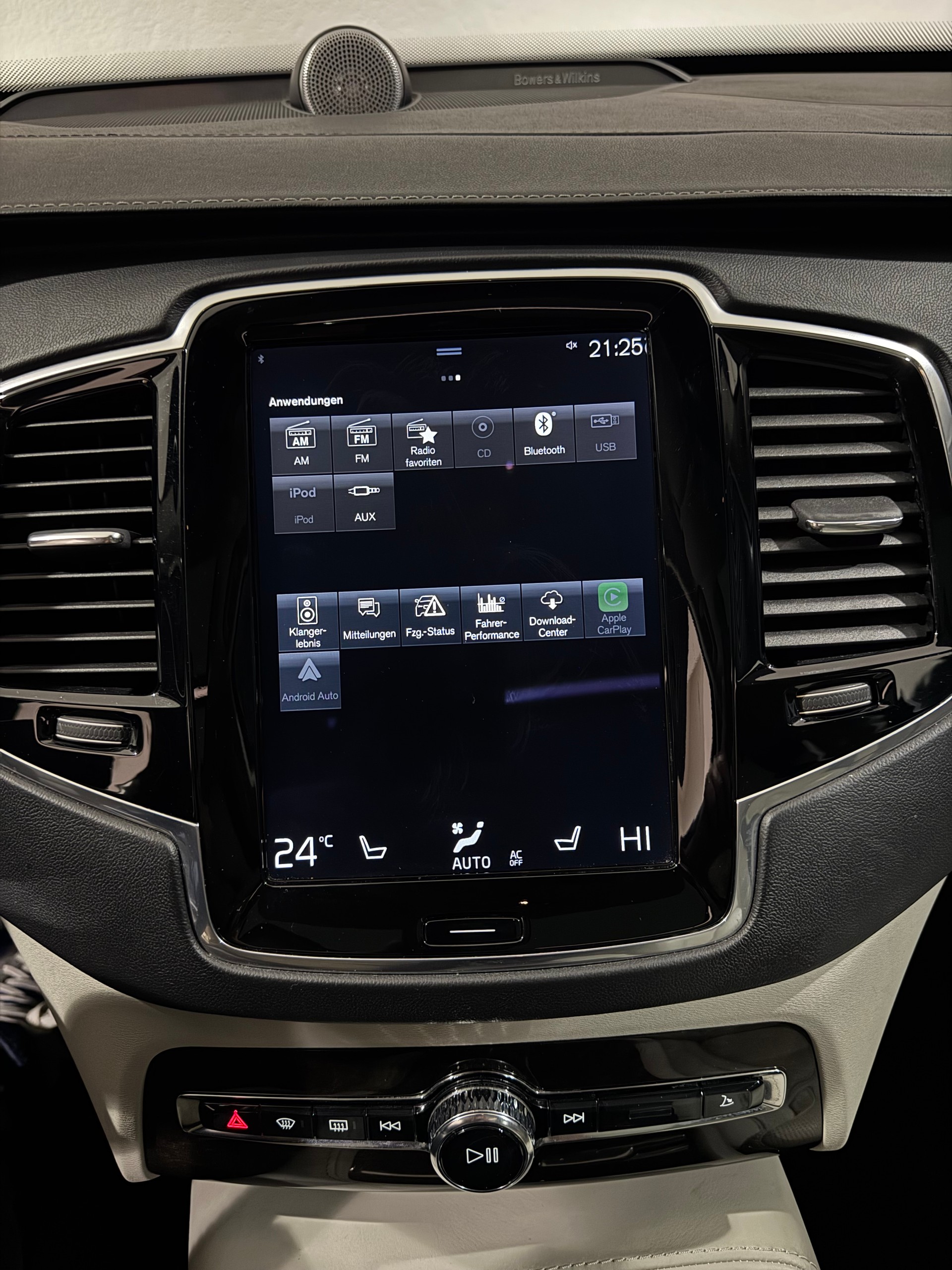 VOLVO XC90 D5 AWD Inscription Geartronic | 7Pl | CH |-image-22
