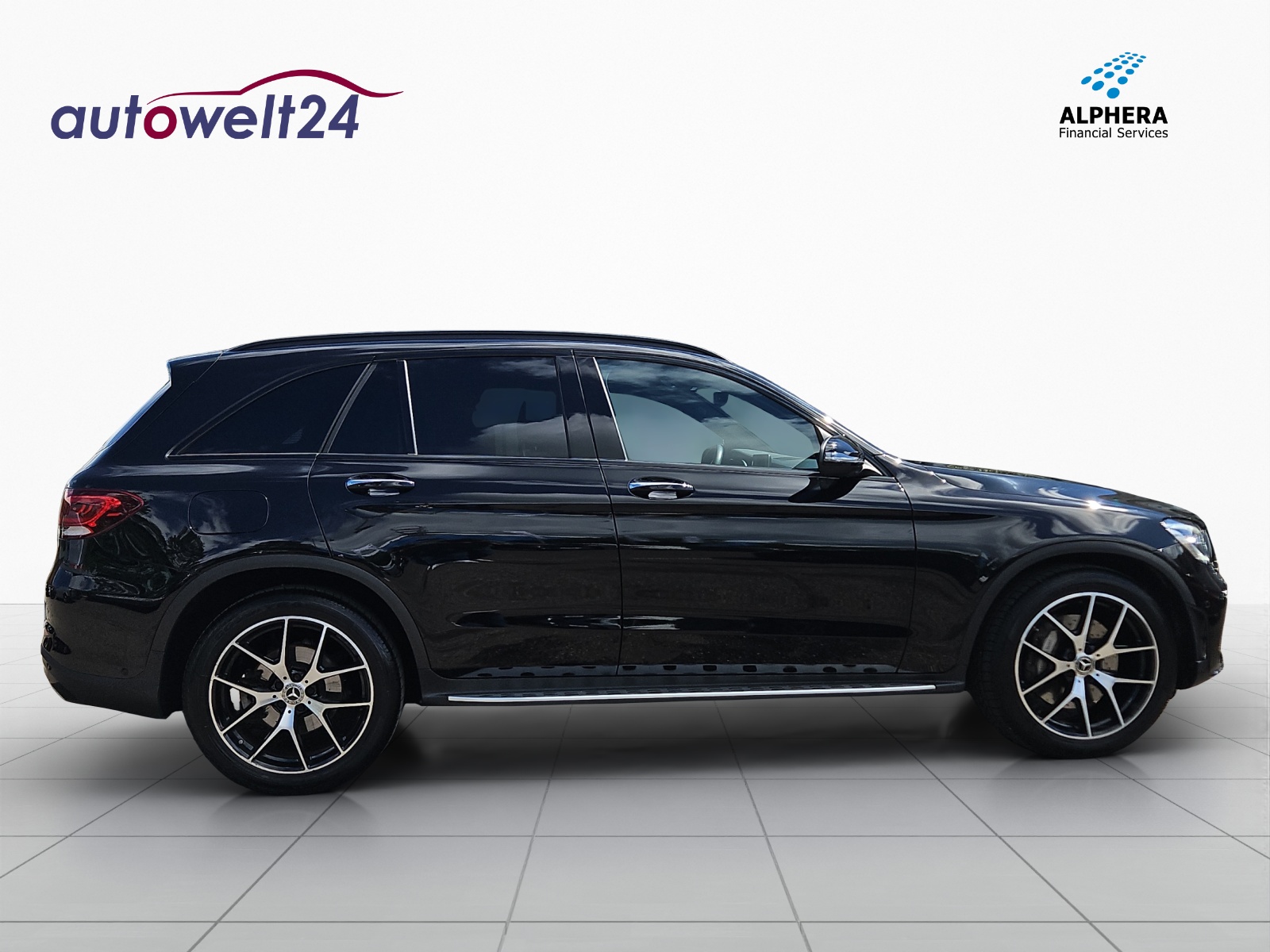 MERCEDES-BENZ GLC 200 d AMG Line 4Matic 9G-Tronic-showroom-element-3