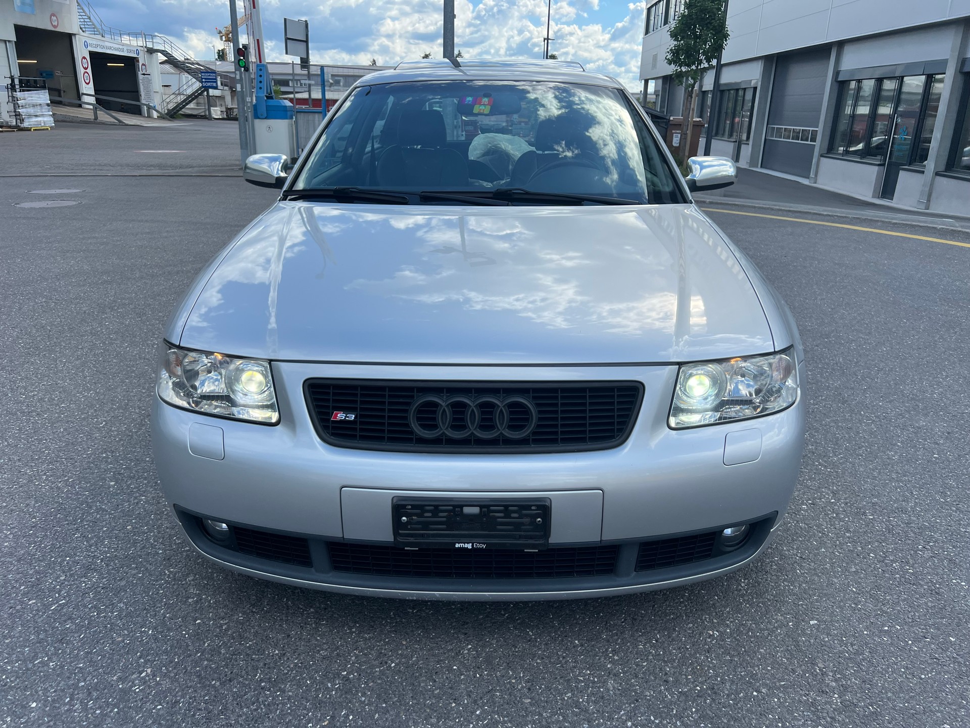 AUDI S3 quattro-image-1
