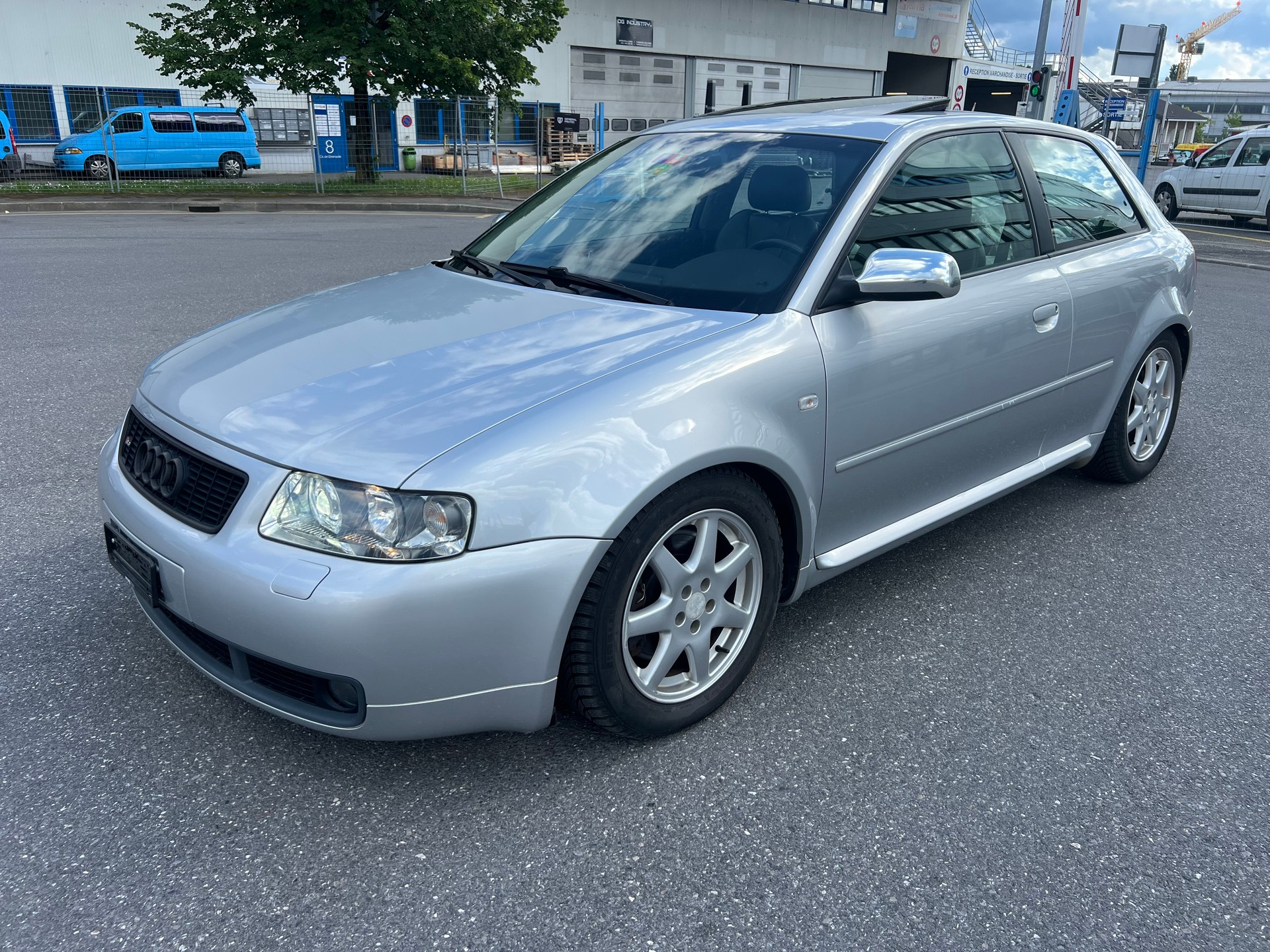 AUDI S3 quattro