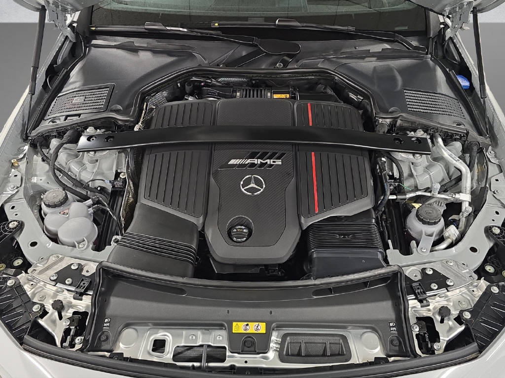 MERCEDES-BENZ CLE 53 AMG 4Matic+ Cabriolet-image-8