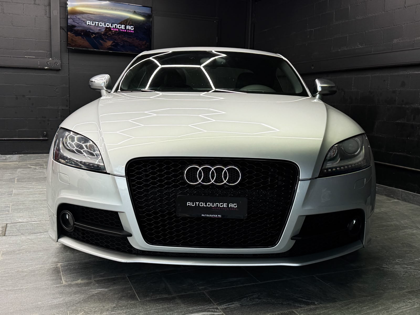 AUDI TTS Coupé 2.0 TFSI quattro S-tronic-showroom-element-1