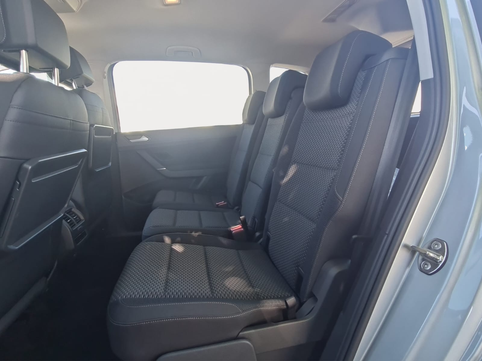 VW Touran 1.5 TSI EVO Comfortline DSG-image-14