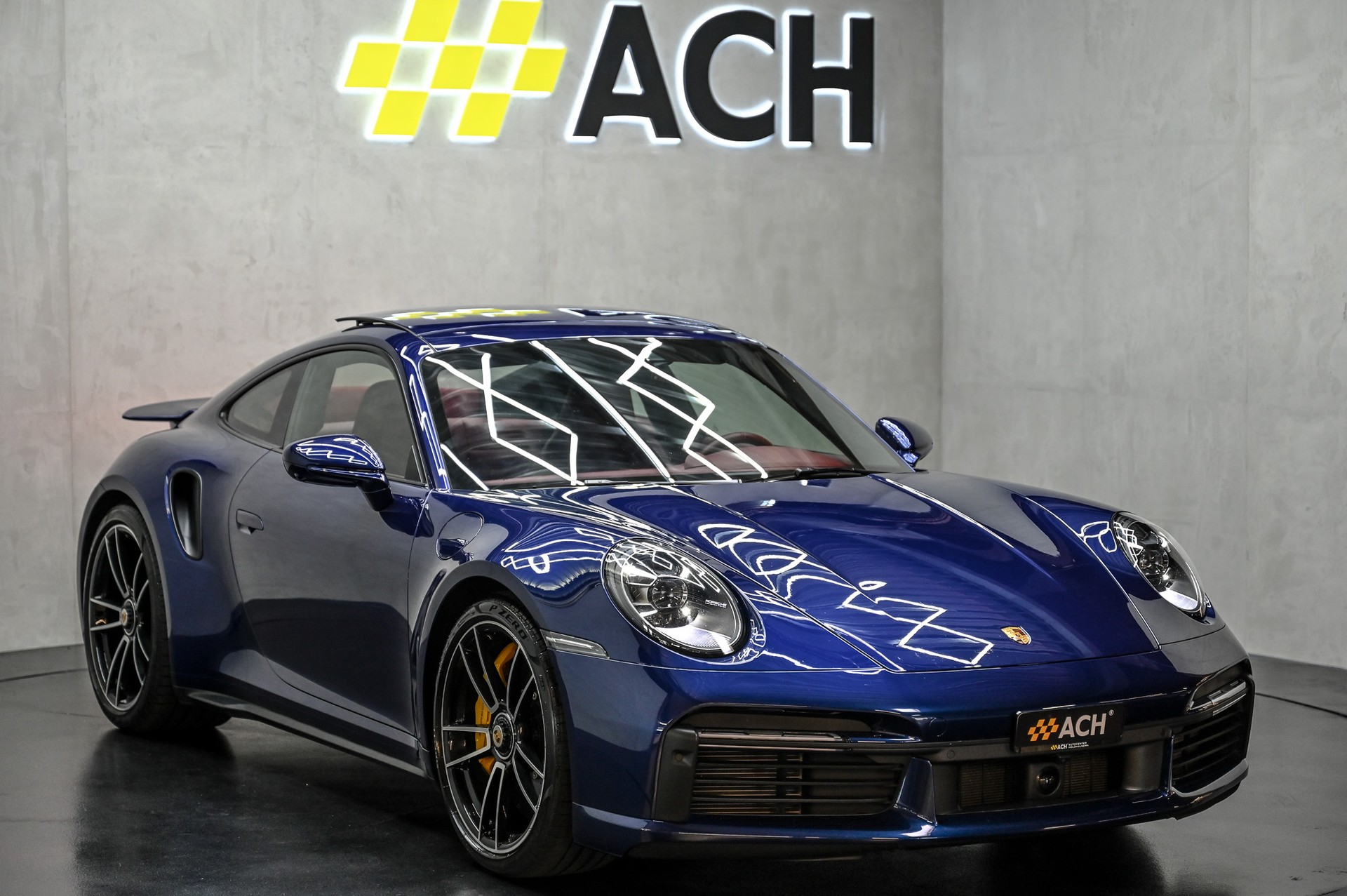 PORSCHE 911 Turbo S PDK