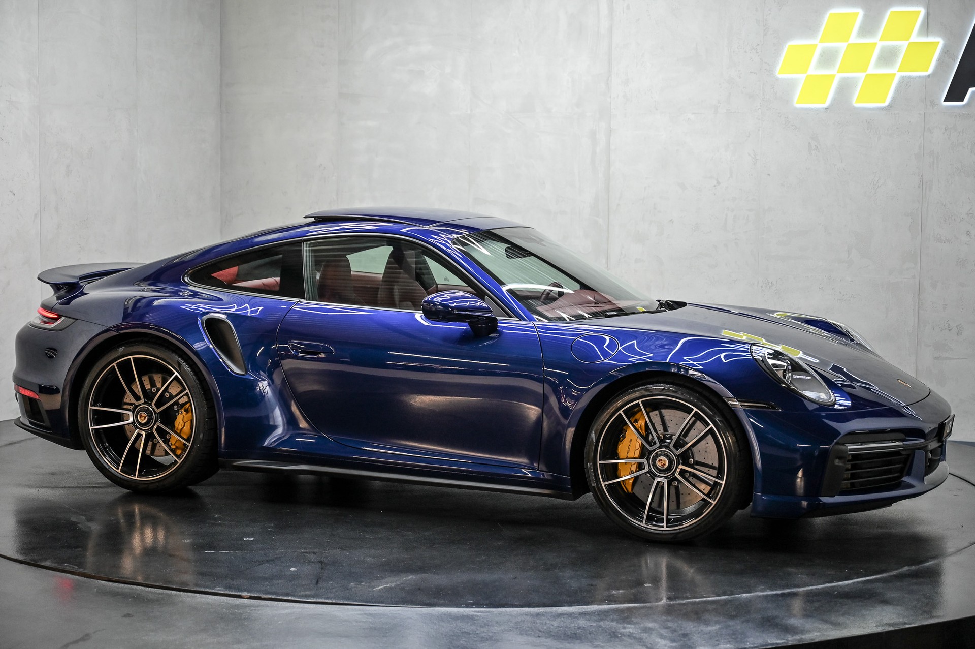PORSCHE 911 Turbo S PDK-image-11