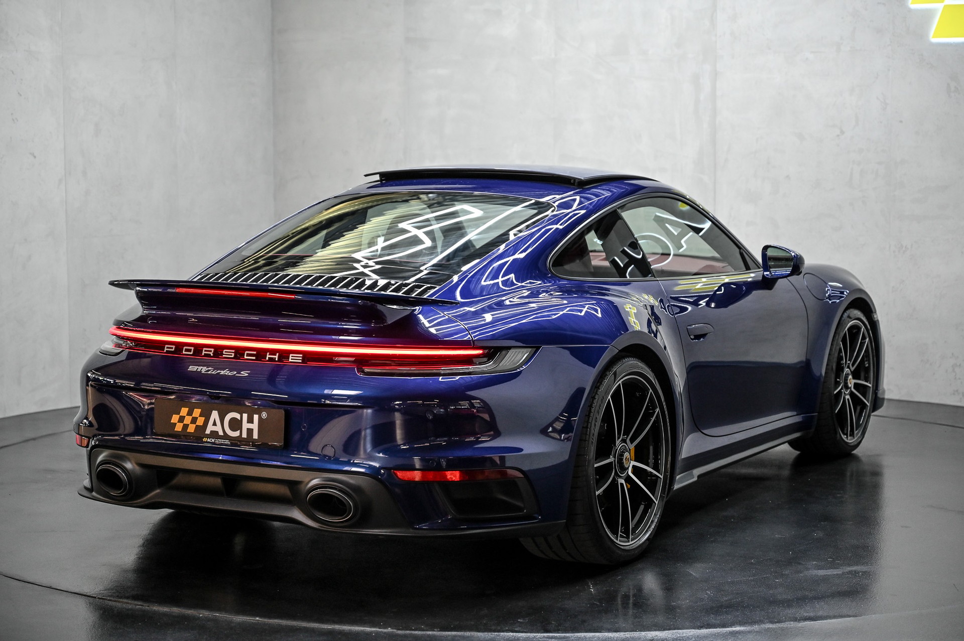 PORSCHE 911 Turbo S PDK-image-8