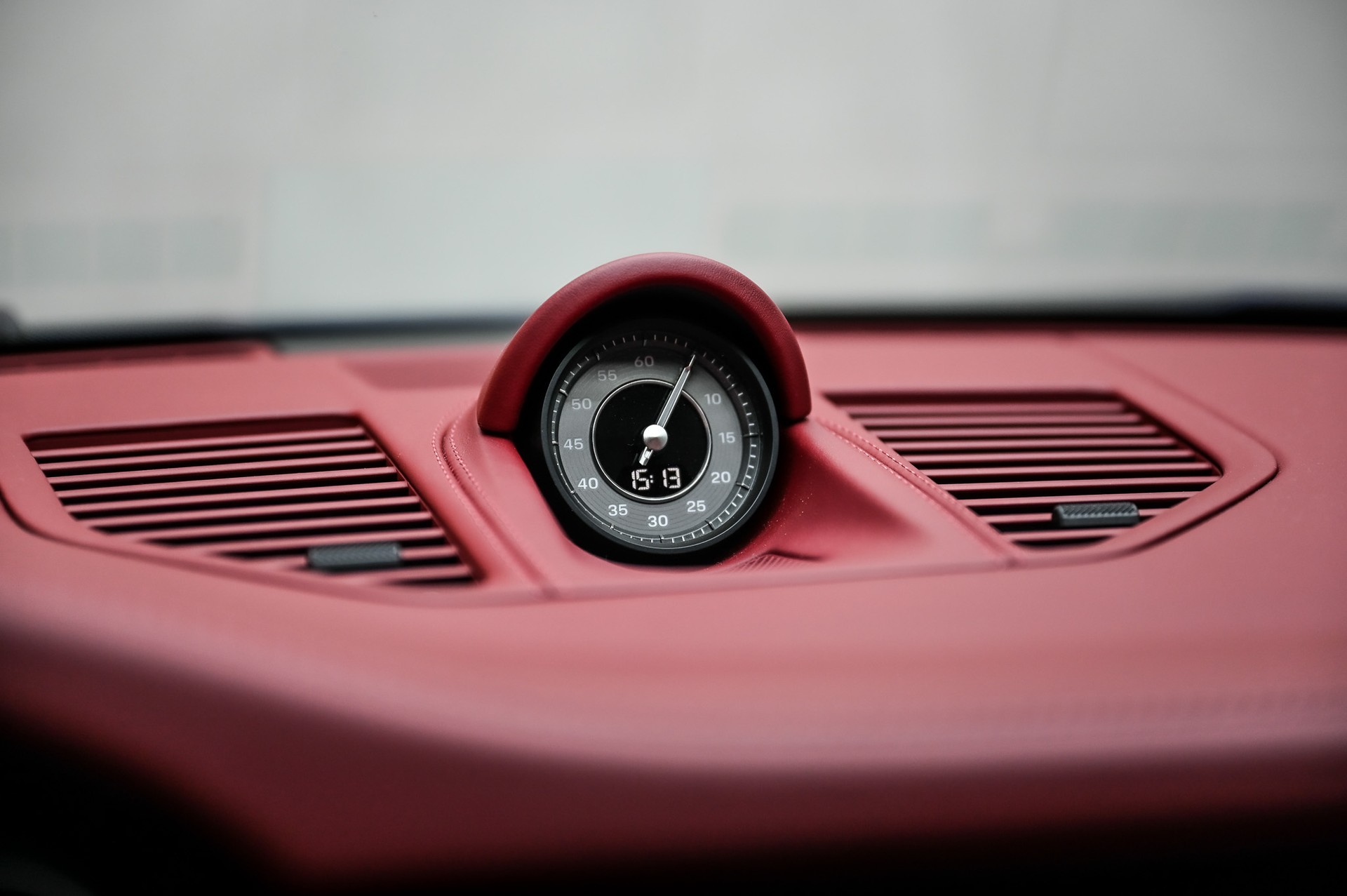 PORSCHE 911 Turbo S PDK-image-37