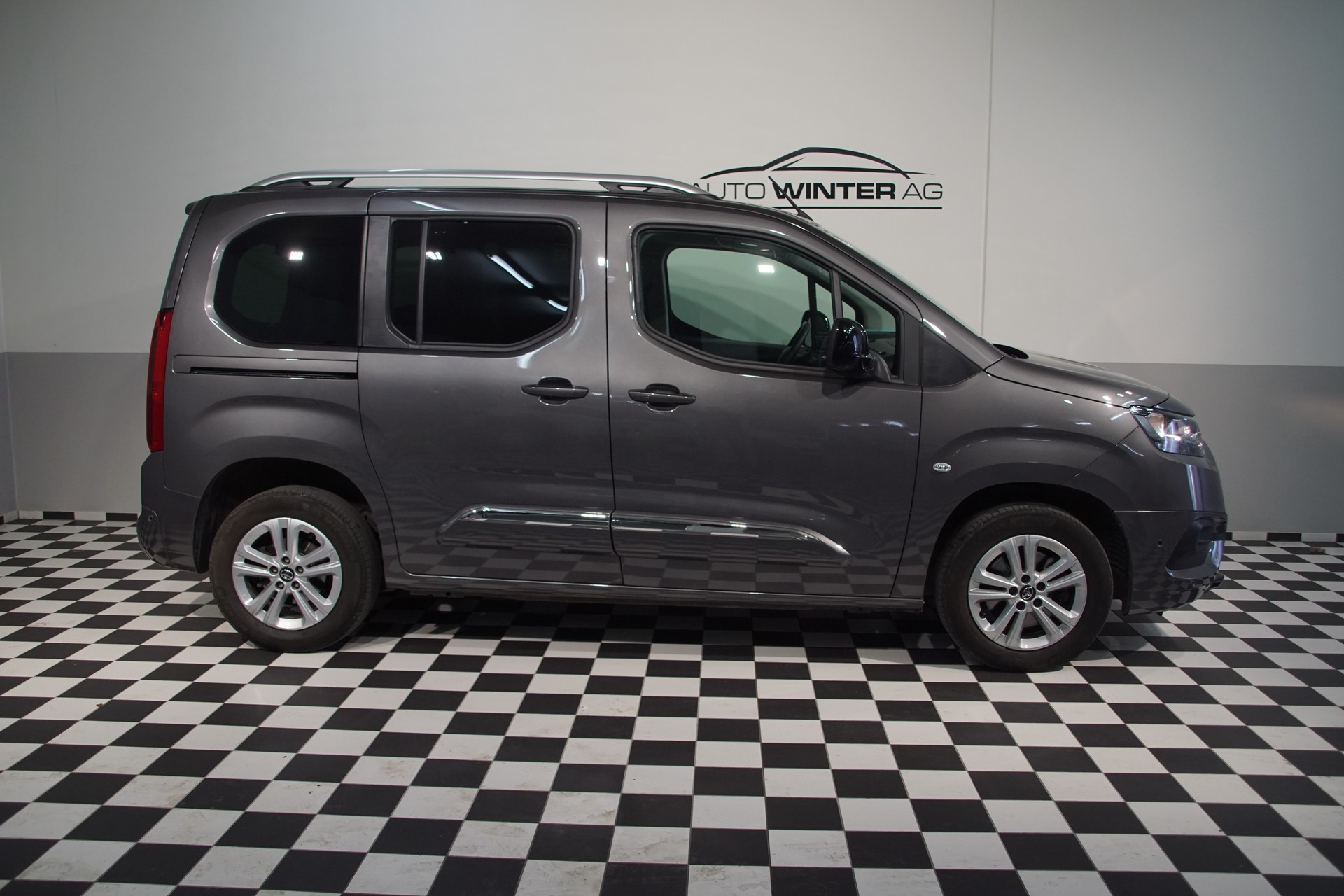 TOYOTA Proace City Verso 1.2 Trend Medium Automatik-showroom-element-3